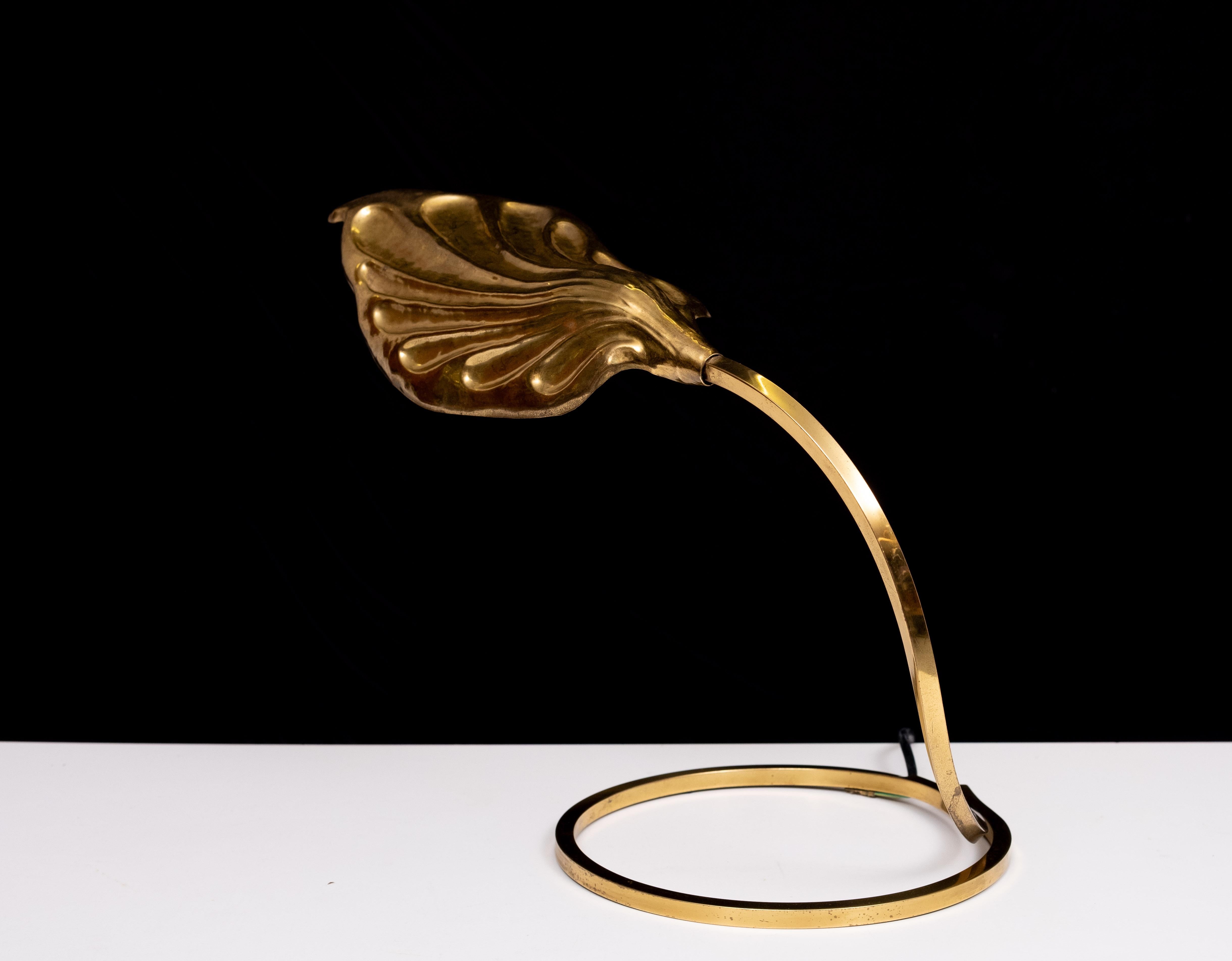 Paar Blatt-Tischlampen aus Messing, entworfen von Carlo Giorgi & Tommaso Barbi, 1970er Jahre im Angebot 6