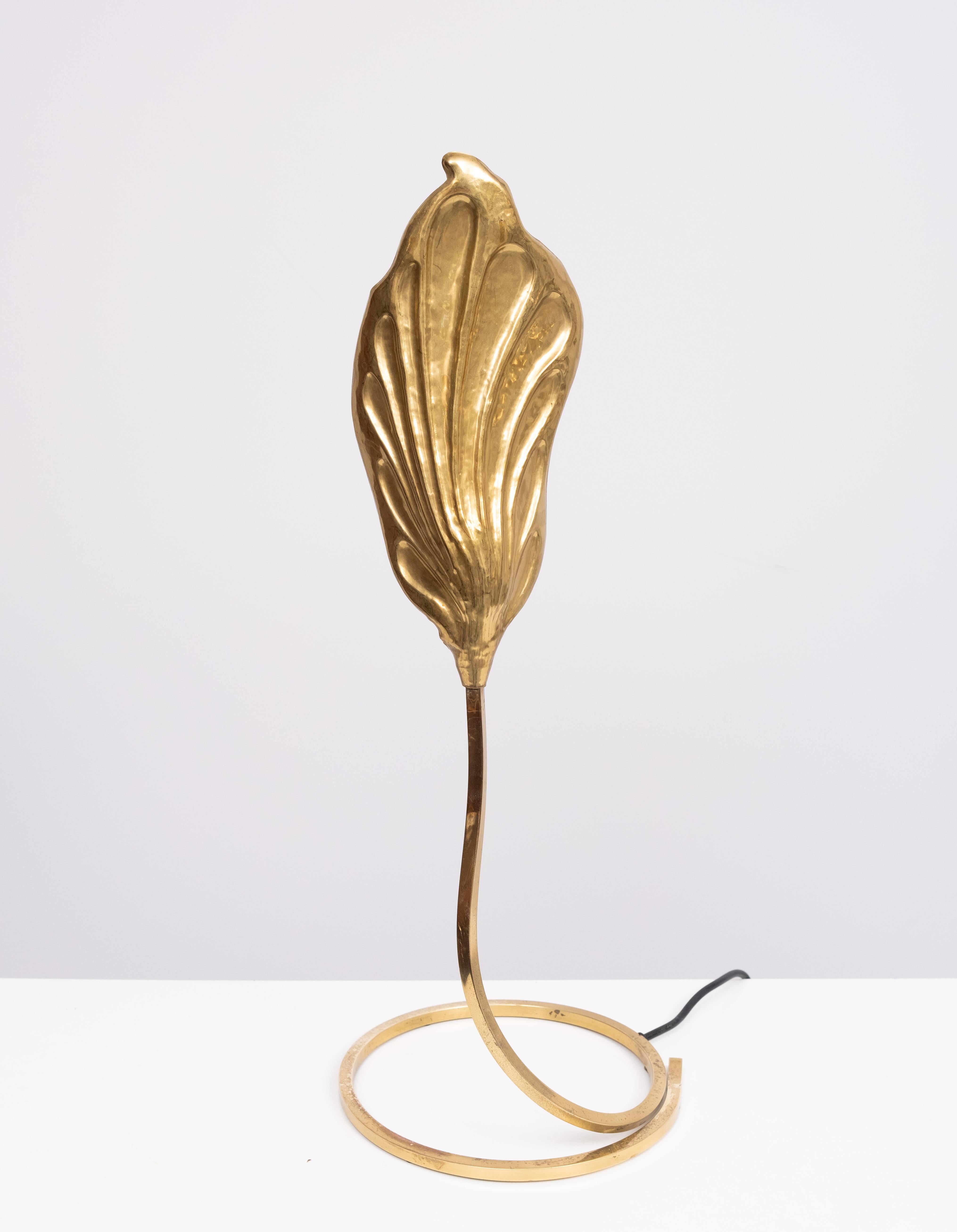 Paar Blatt-Tischlampen aus Messing, entworfen von Carlo Giorgi & Tommaso Barbi, 1970er Jahre im Angebot 12