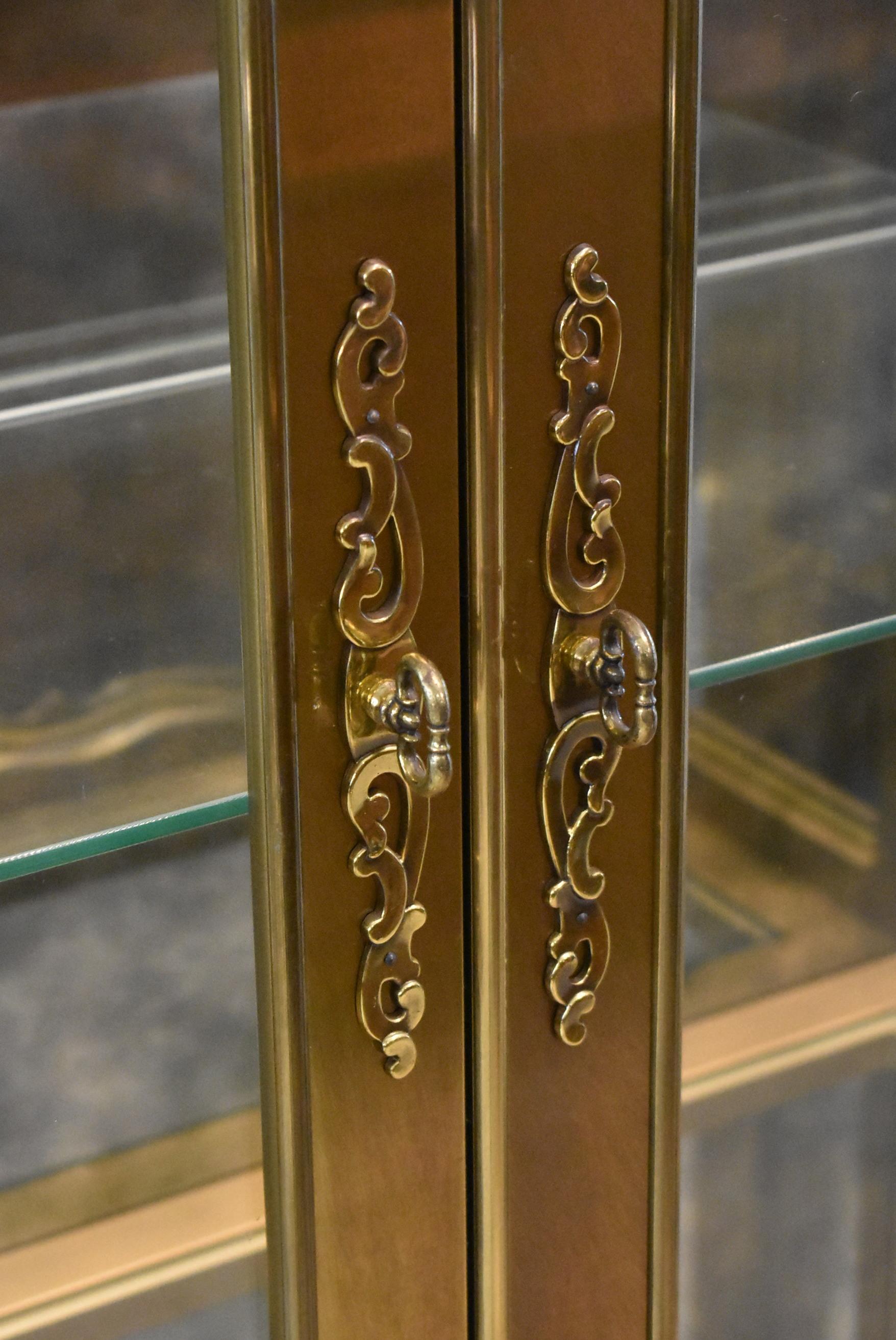 Modern Pair of Brass Mastercraft Curio Display Cabinets Lighted Interior