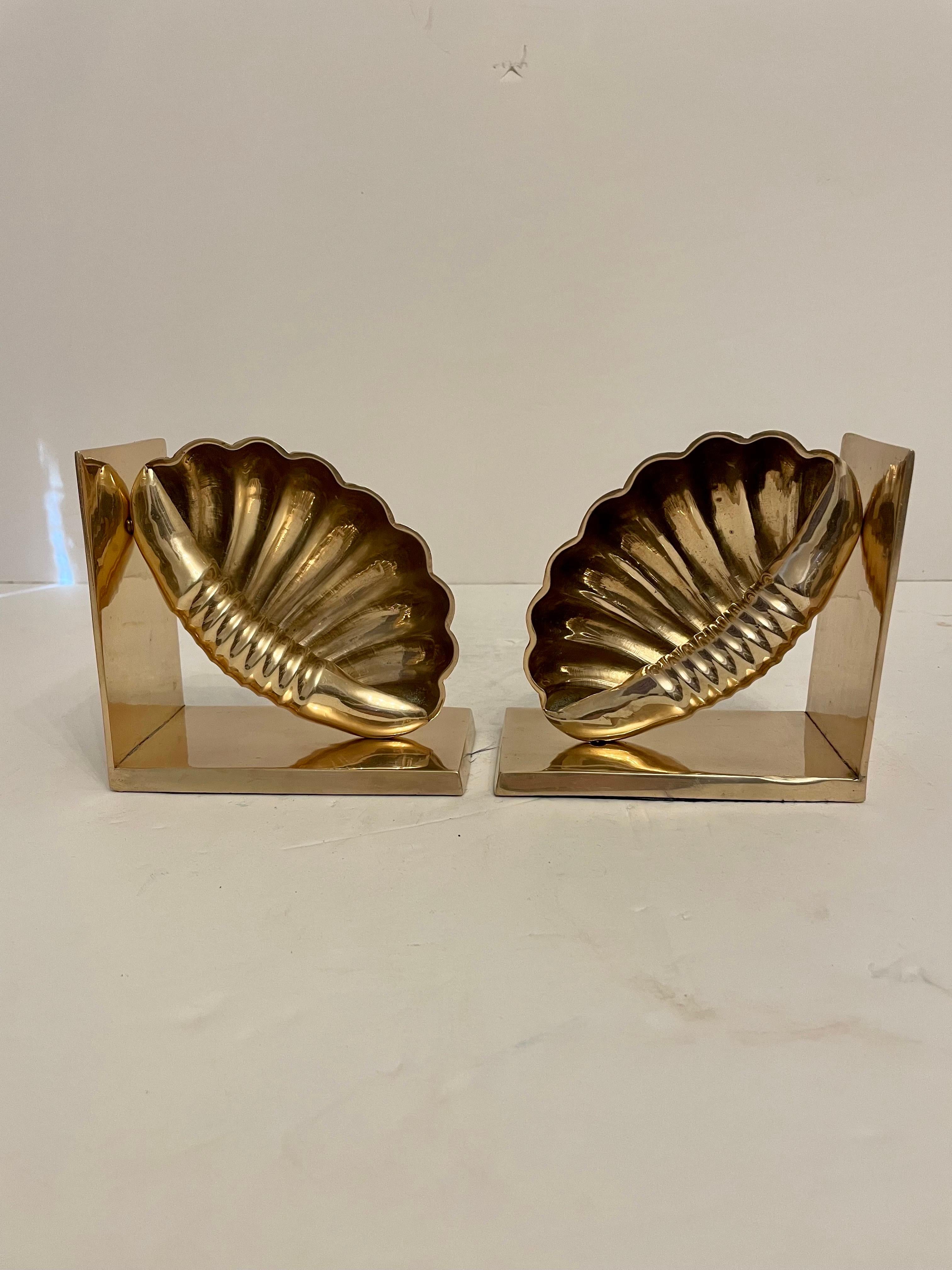 Pair Brass Seashell Nautilus Bookends In Good Condition For Sale In New York, NY