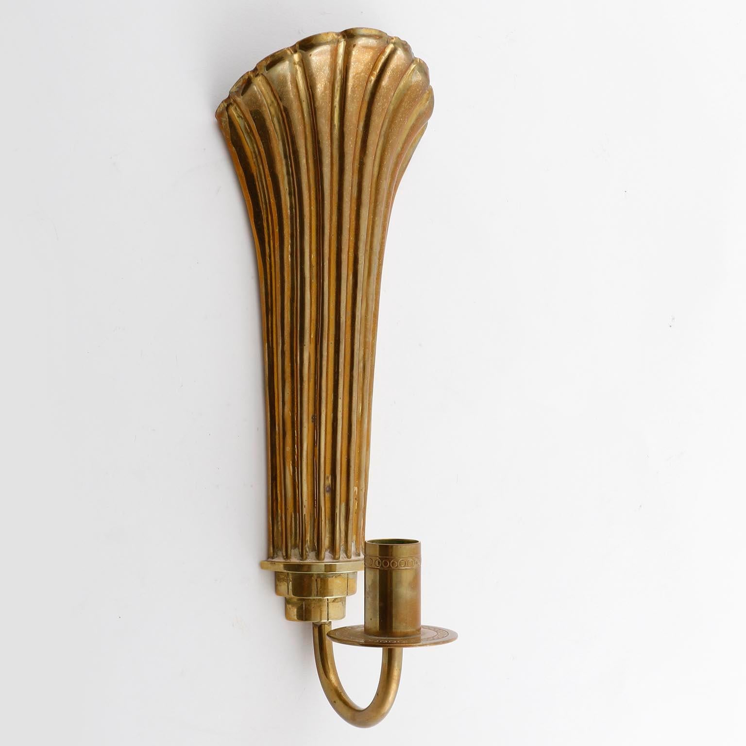 Pair of Brass Wall Candleholders Sconces, Lars Holmström, Arvika, circa 1925 In Good Condition In Hausmannstätten, AT
