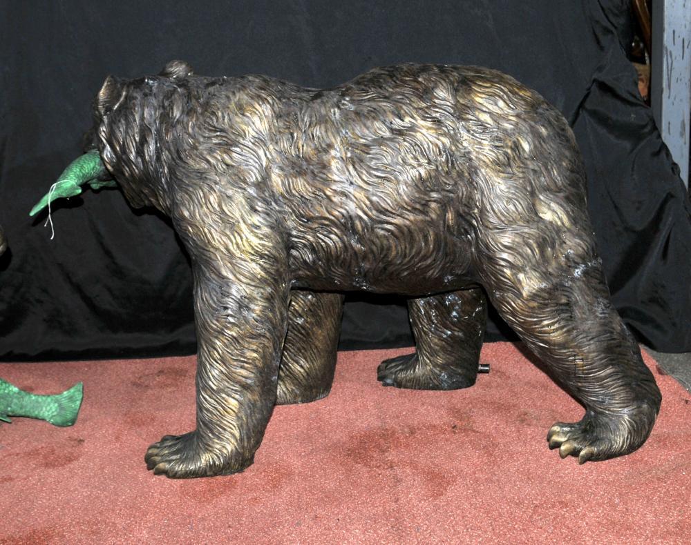 Pair Bronze American Grizzly Bear Fountains Statues Salmon For Sale 4