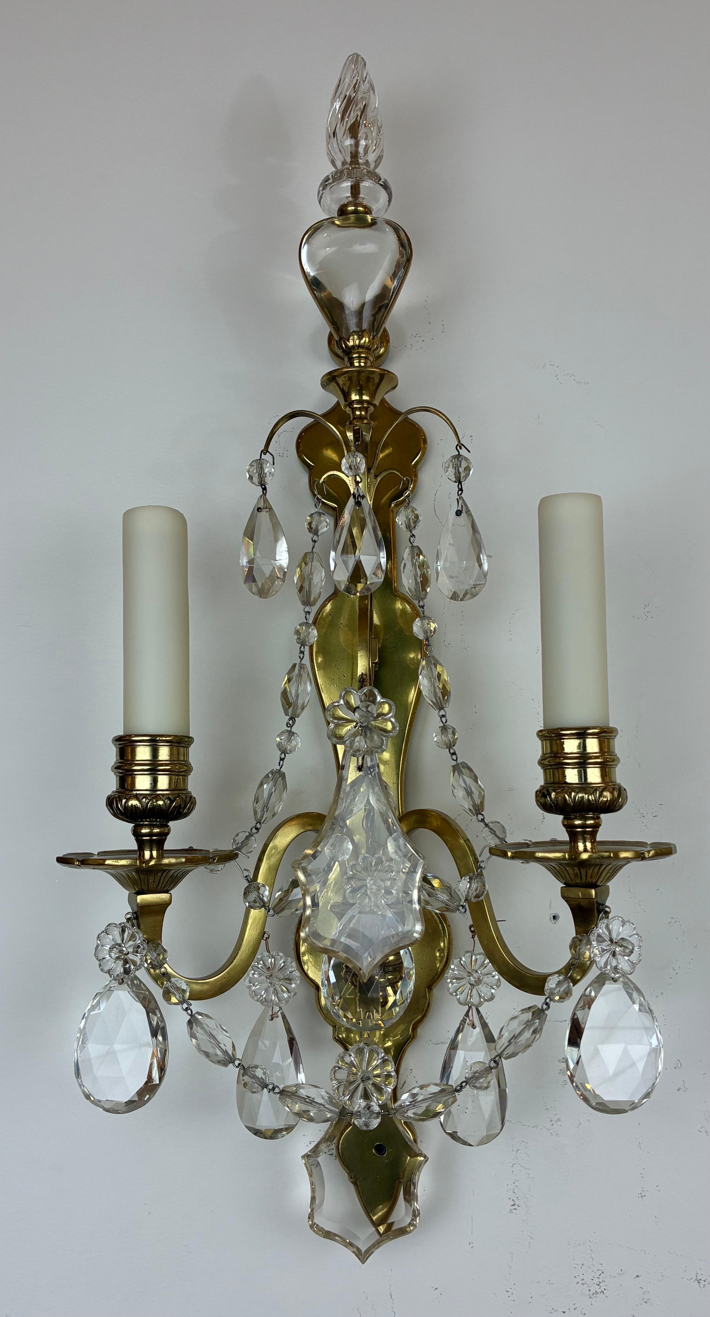 Coppia di sconsigliere in bronzo e cristallo in stile Luigi XVI di Edward F. Edwards in vendita 5