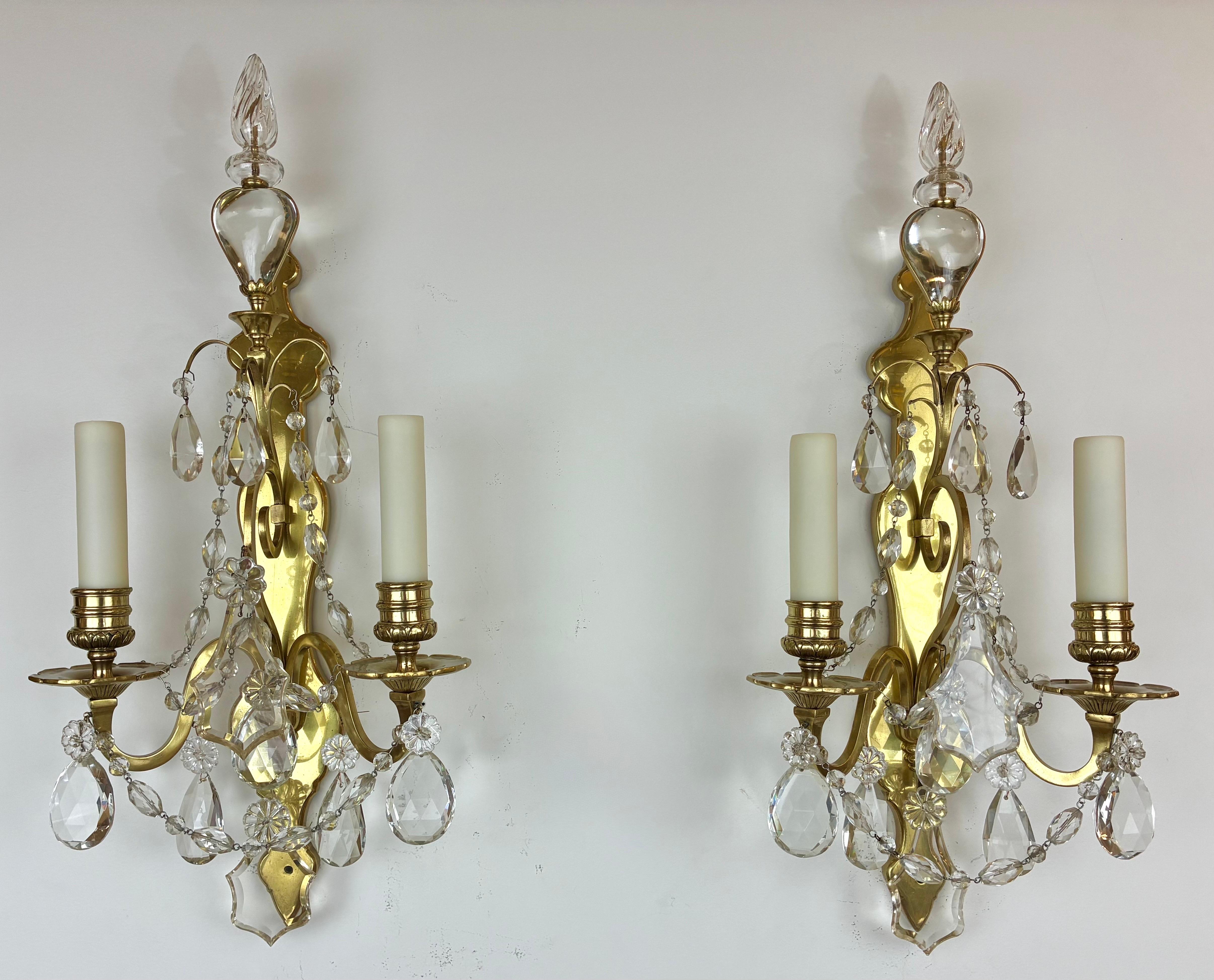 Coppia di sconsigliere in bronzo e cristallo in stile Luigi XVI di Edward F. Edwards in vendita 6