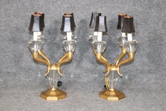 Paire de lampes de bureau de style Hollywood Regency en bronze et cristal signées Morand Paris