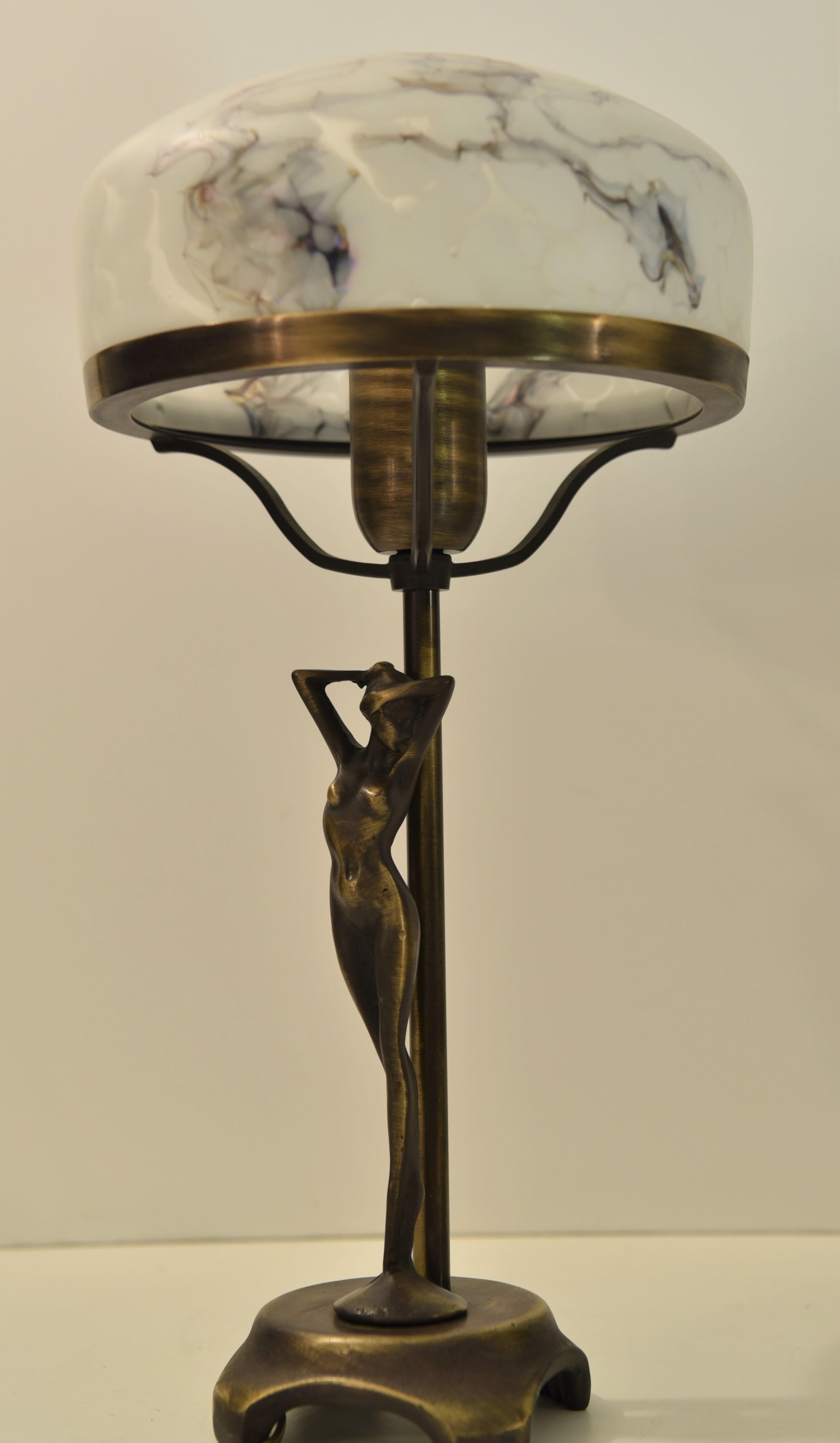 Coppia di lampade in bronzo e vetro in stile Art Nouveau svedese di Lyktan Bankeryd, anni '80 In condizioni buone in vendita a Värmdö, SE