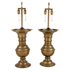 Paire de lampes à baldaquin en bronze, de grande taille