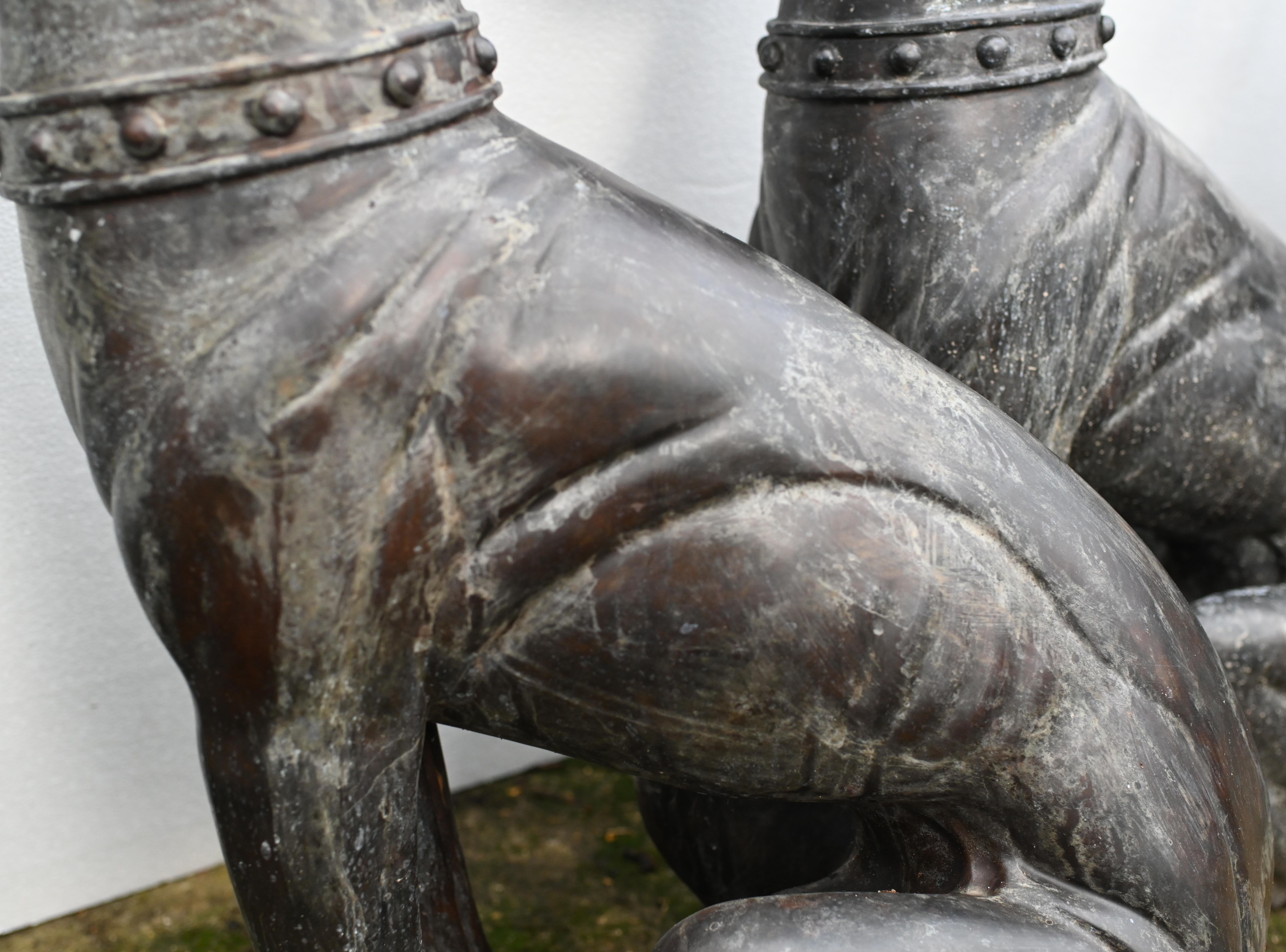 Paar Bronze Boxer Hunde Torwächter Garten Statuen im Angebot 3
