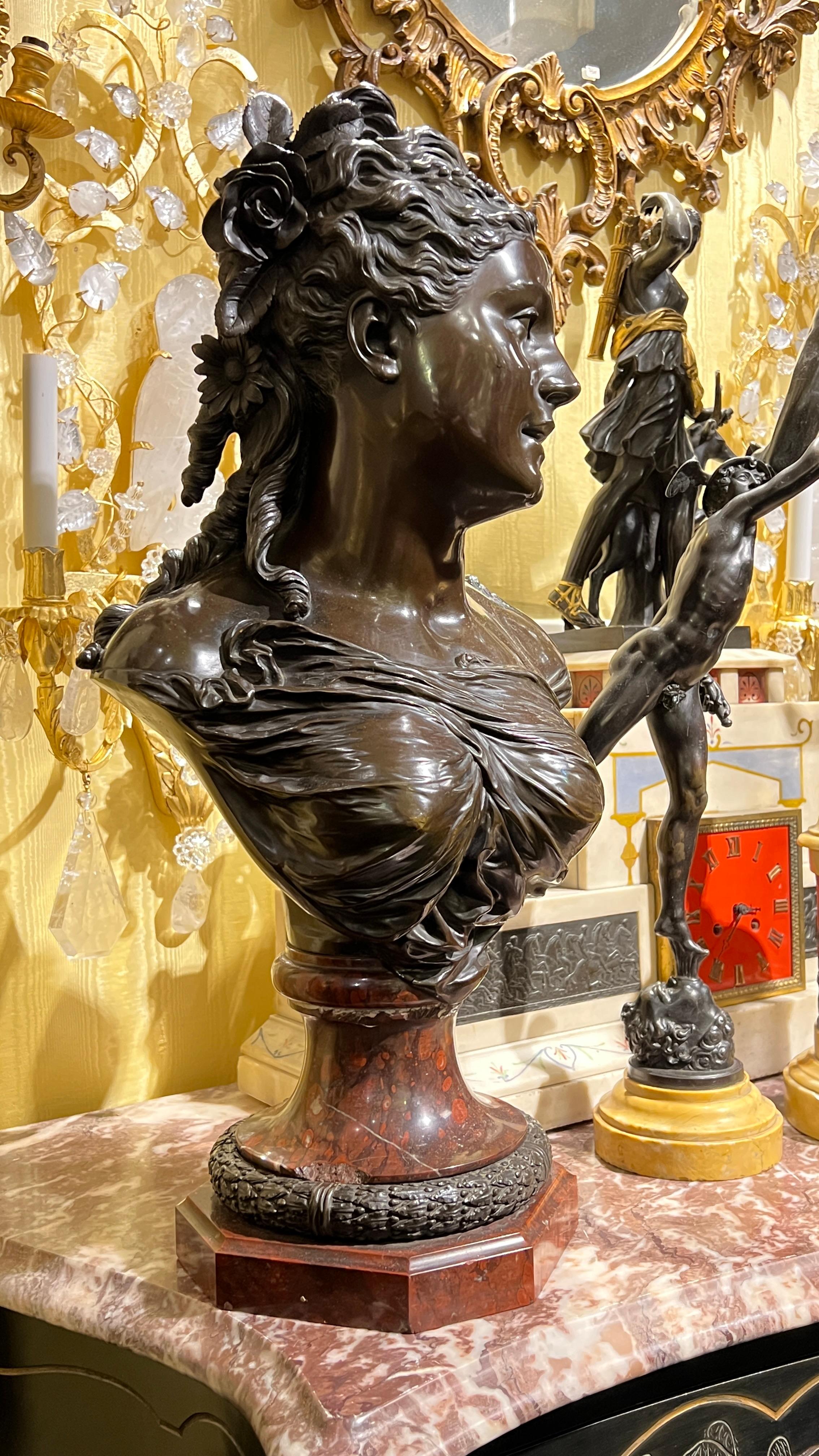 Paire de sculptures en bronze de bustes féminins d'après Pierre-Louis Detrier (1822-1897) en vente 3