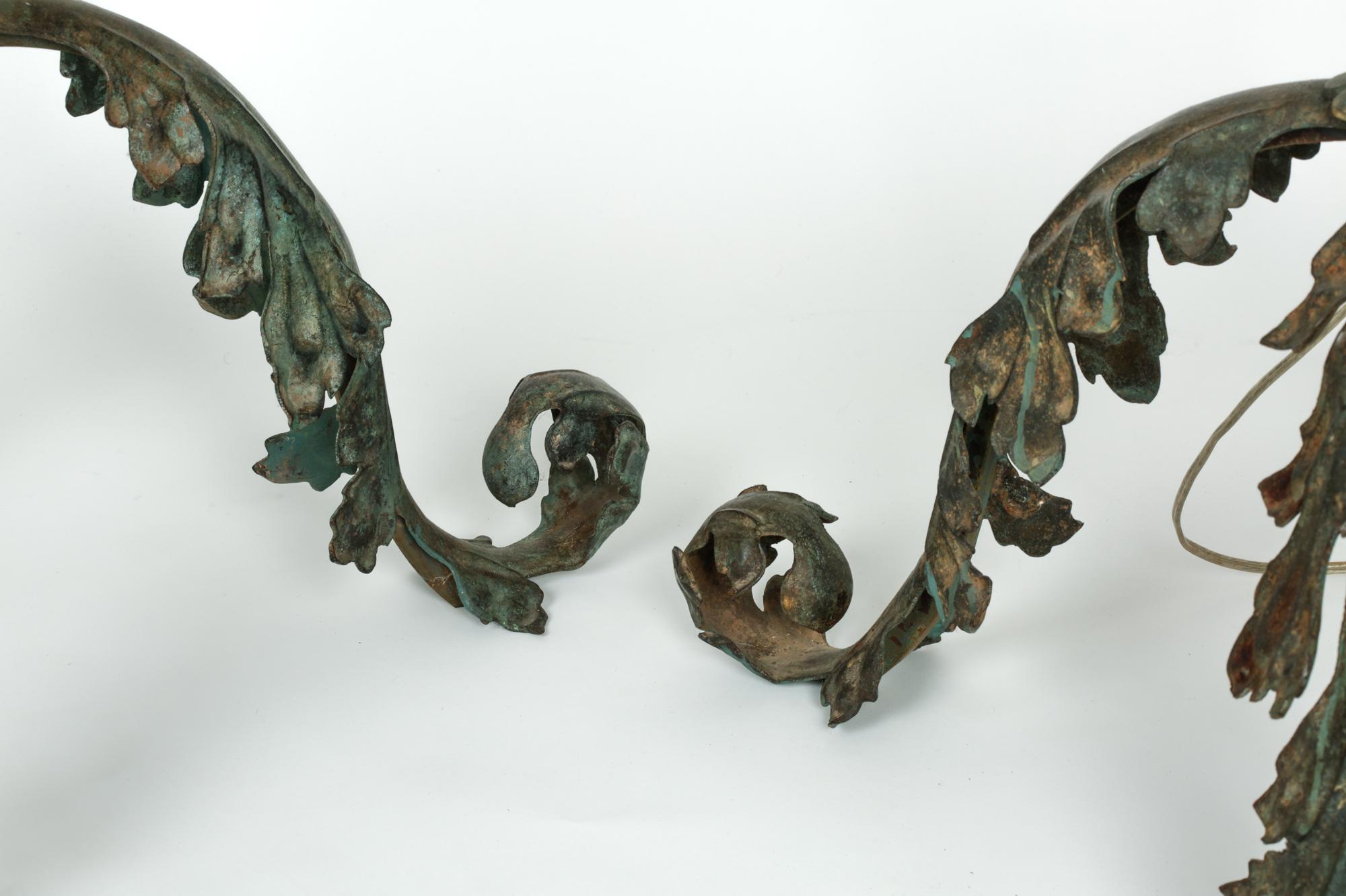 Pair, Bronze Floor Lamps in Acanthus Leaf Design For Sale 3