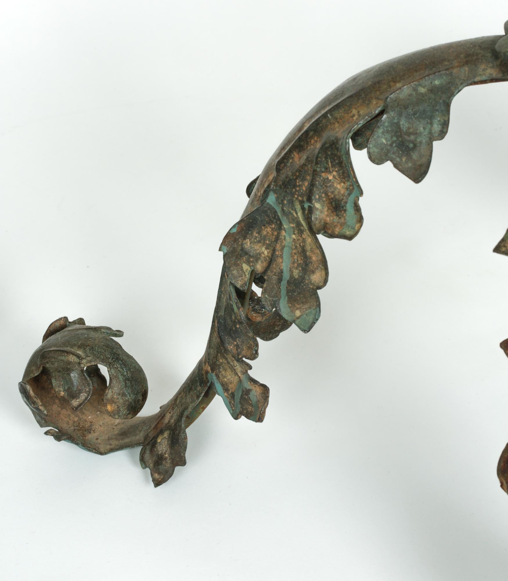 Mid-20th Century Pair, Bronze Floor Lamps in Acanthus Leaf Design For Sale