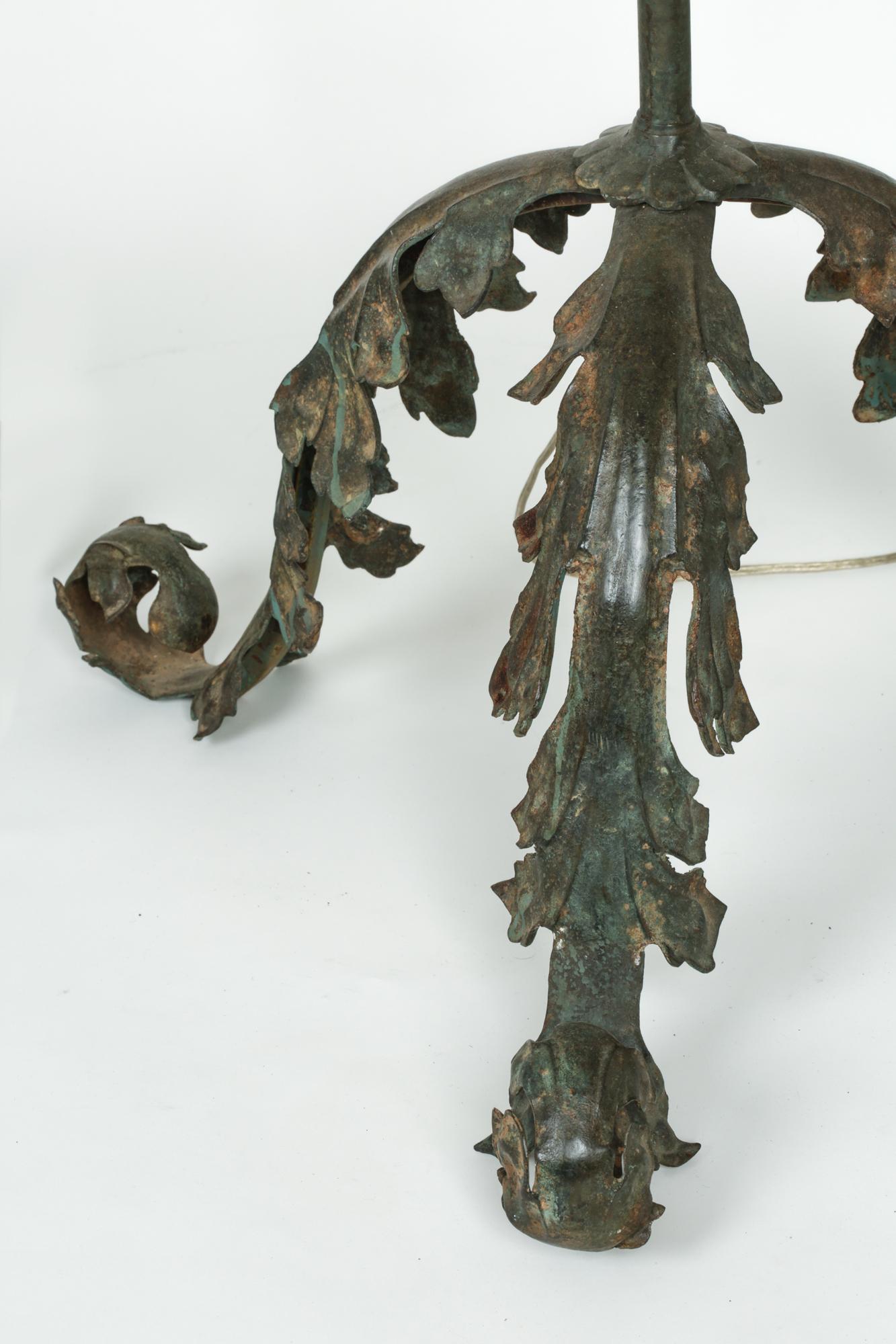 Pair, Bronze Floor Lamps in Acanthus Leaf Design For Sale 2