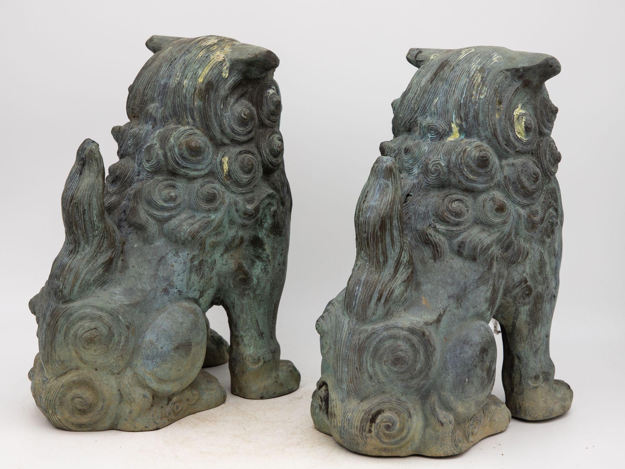 Pair Bronze Foo Dogs, early 20th century In Good Condition For Sale In South Salem, NY