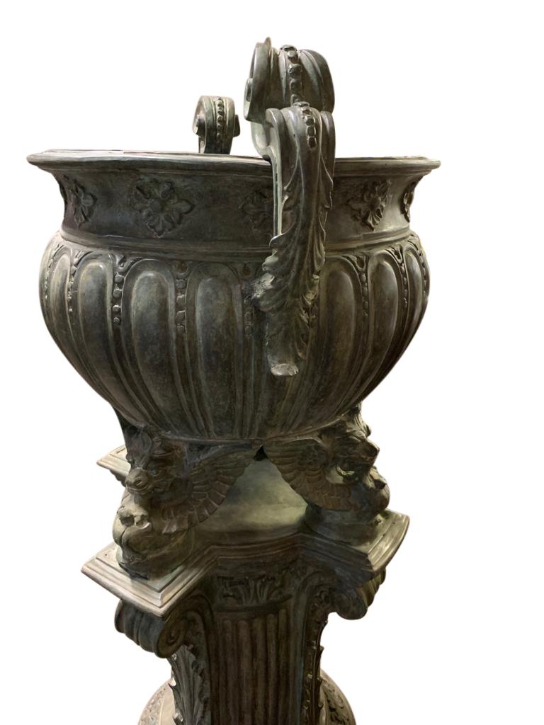 Pair of Bronze Garden Urns, French Architectural Empire Vases, 20th Century In Excellent Condition For Sale In London, GB