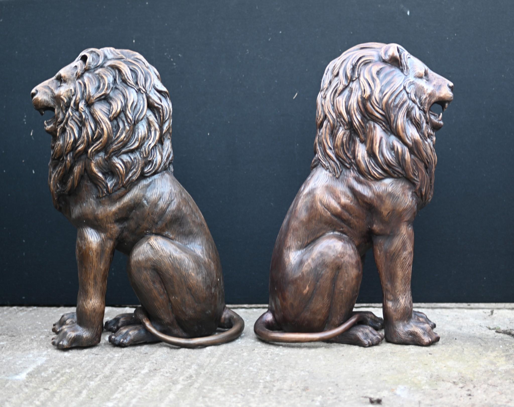 Classic pair of bronze lion gatekeeper statues
Perfect left and right, would look great either side of a door or entry way guarding the manor
Classic pair of lions in the manner of Canova
Great work a classic piece of art perfect for the