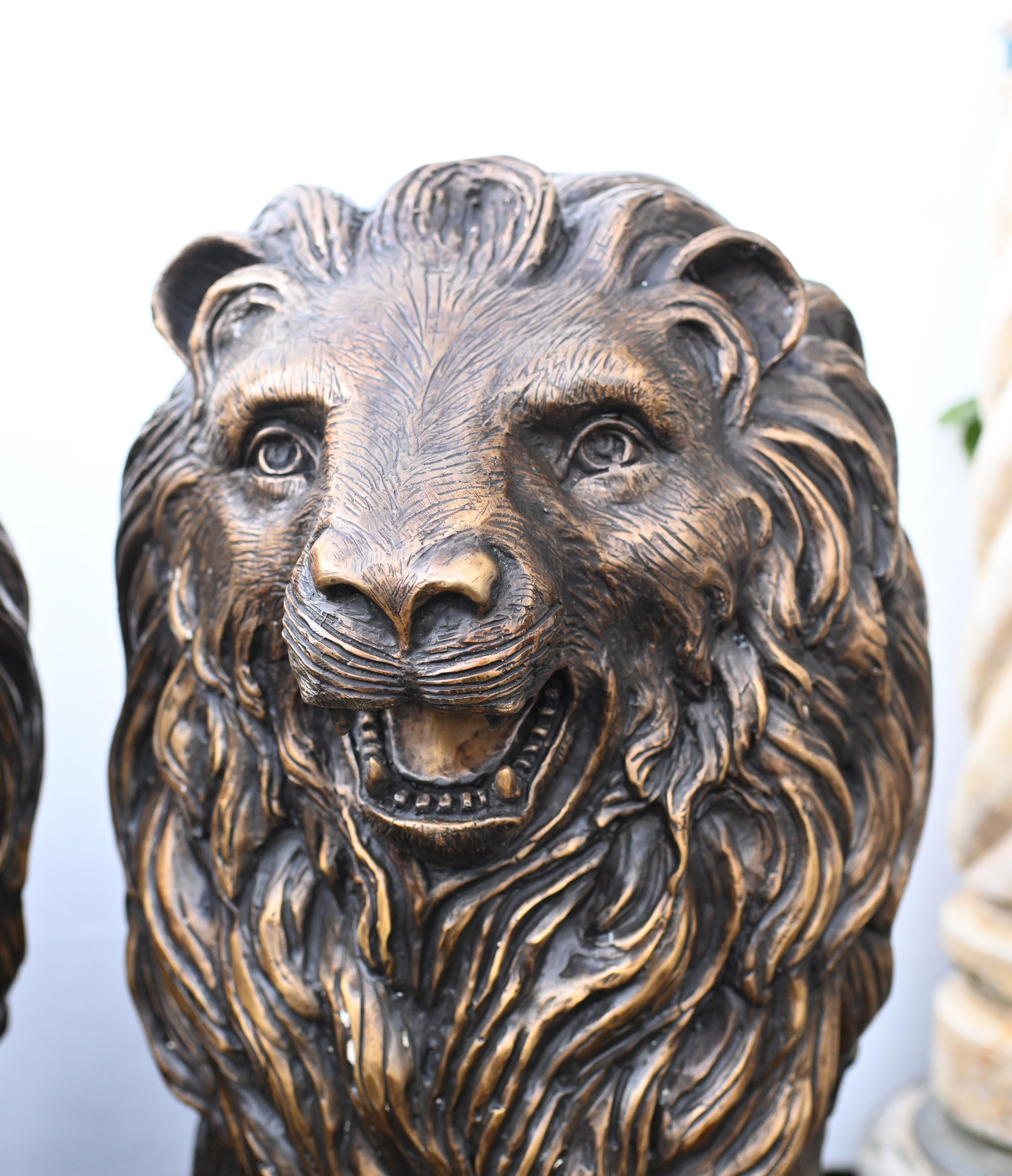 Pair Bronze Lion Gatekeeper Statues Guard Casting Lions In Good Condition For Sale In Potters Bar, GB