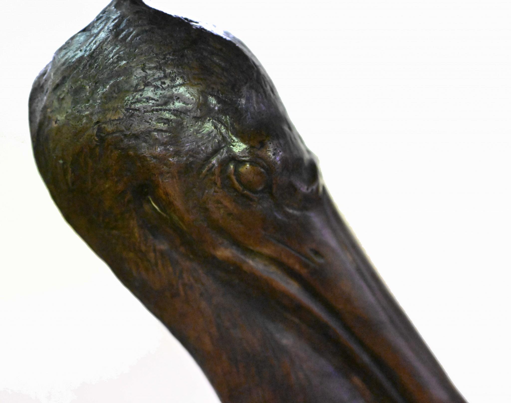 Pair Bronze Pelicans - Large Pacific California Sea Bird Statues In Good Condition For Sale In Potters Bar, GB