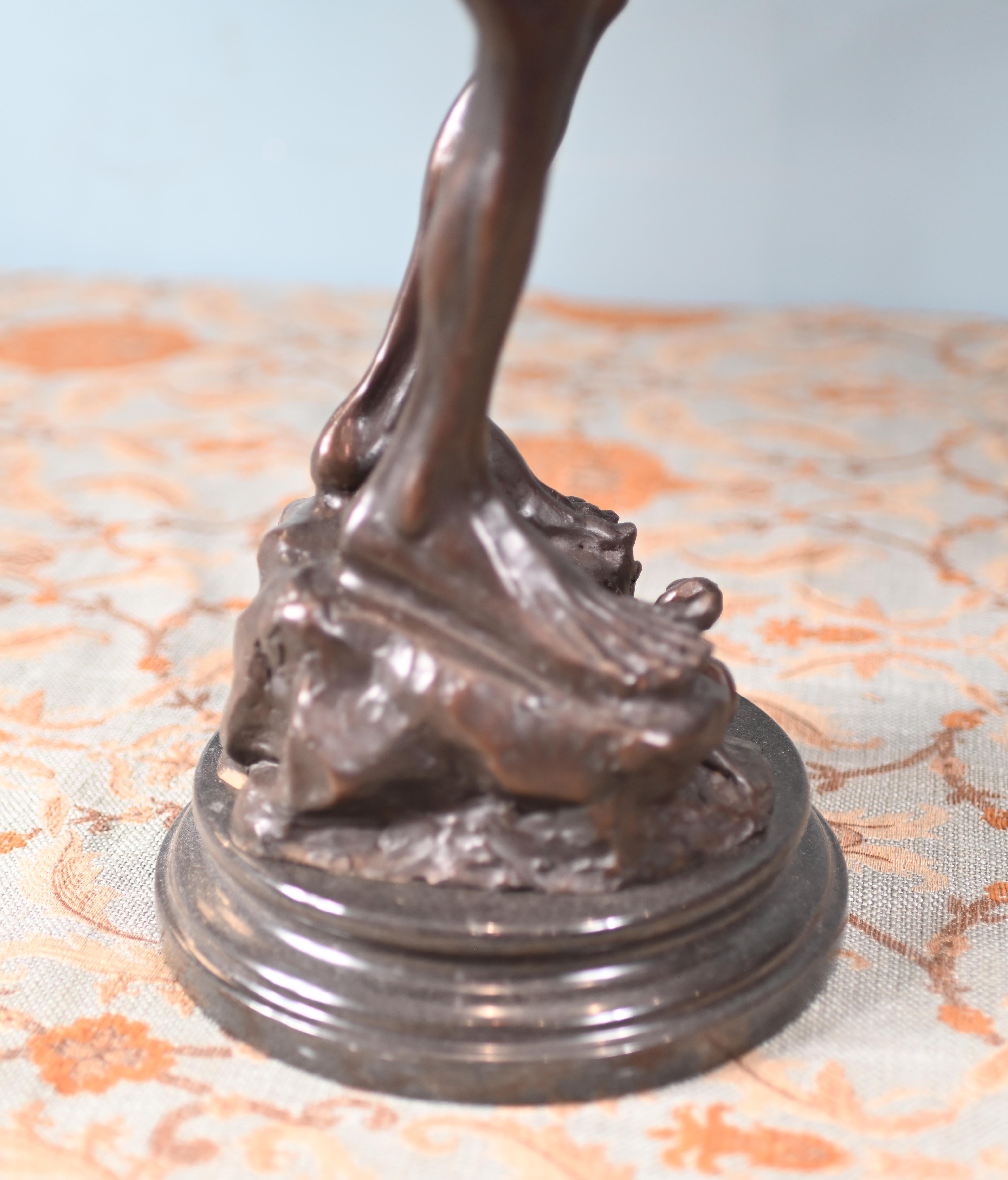 Coppia di statue di bronzo Pixie Elph Fairey Piper Casting in vendita 5