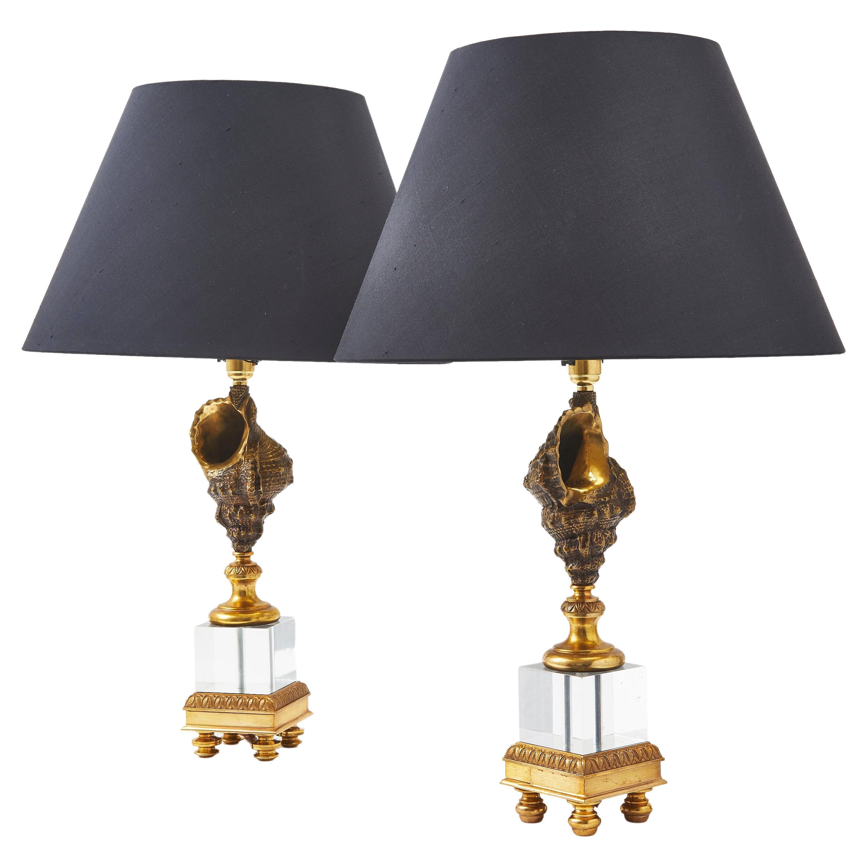 Pair Bronze Shell Lamps, France, 20th Century For Sale
