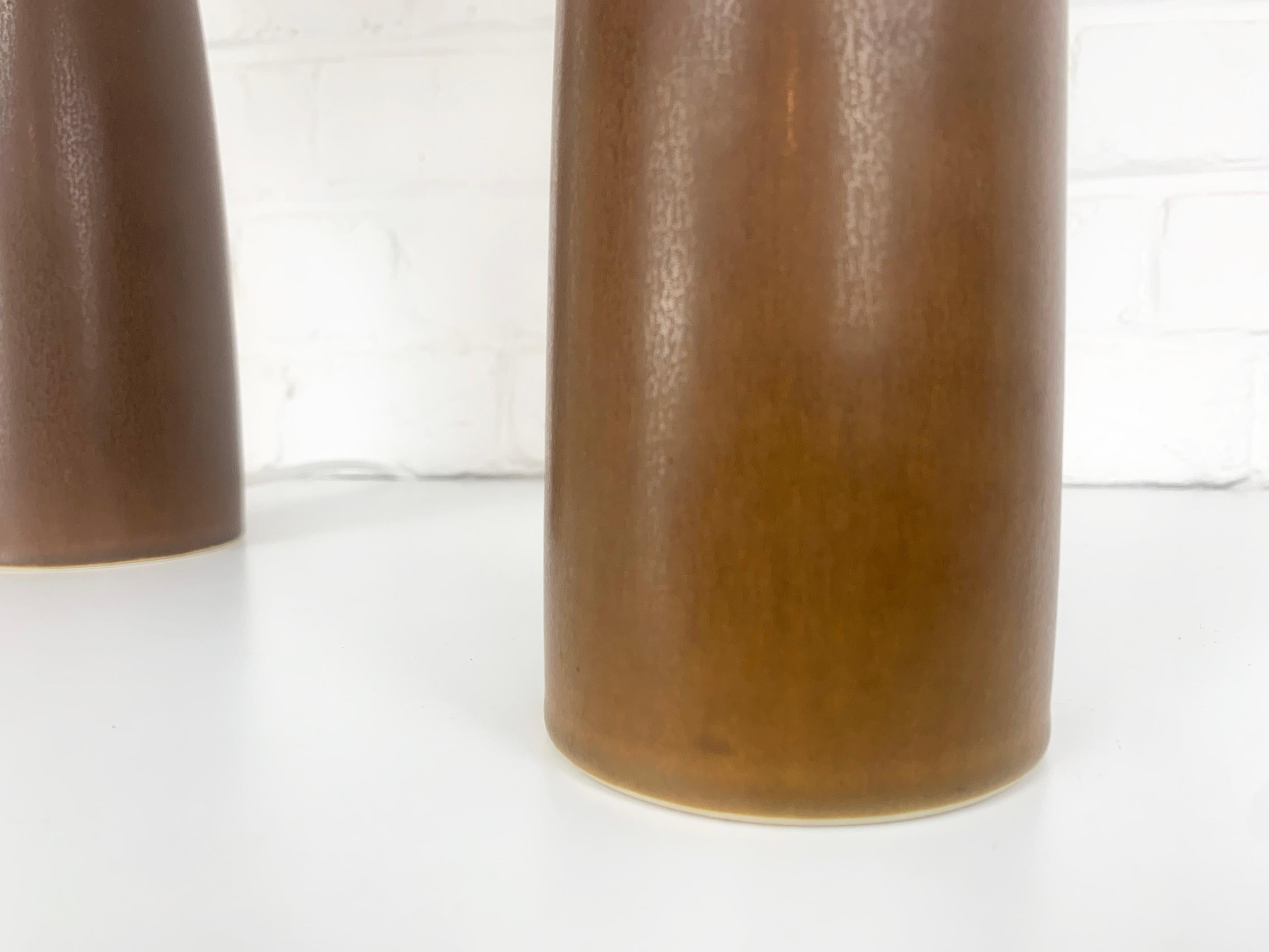 Pair brown ceramic table lamps Palshus Denmark stoneware Linnemann-Schmidt  In Good Condition For Sale In Vorst, BE
