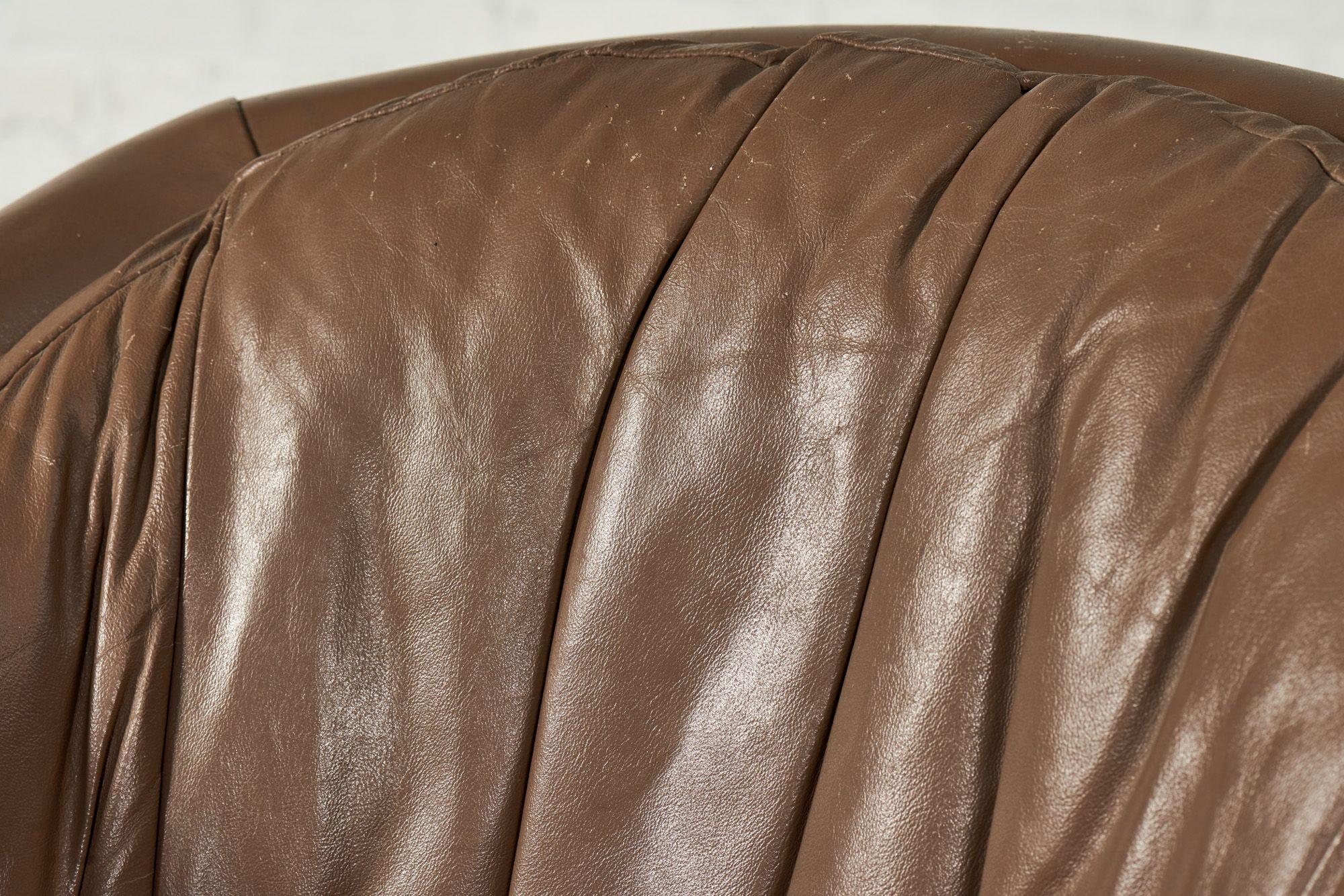 Pair Brown Leather Barrel Chairs, 1980 For Sale 2