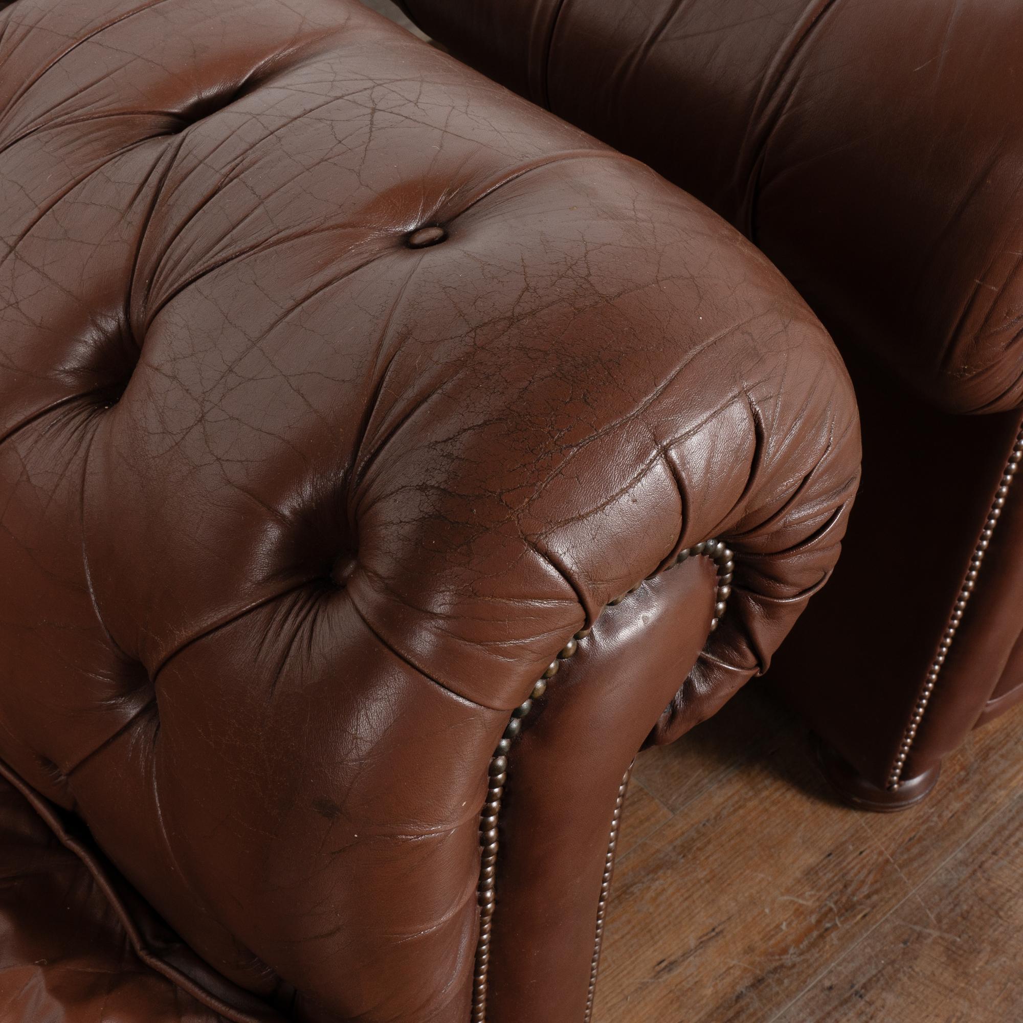 Pair, Brown Leather Chesterfield Armchairs Club Chairs, Denmark circa 1940-60 For Sale 7