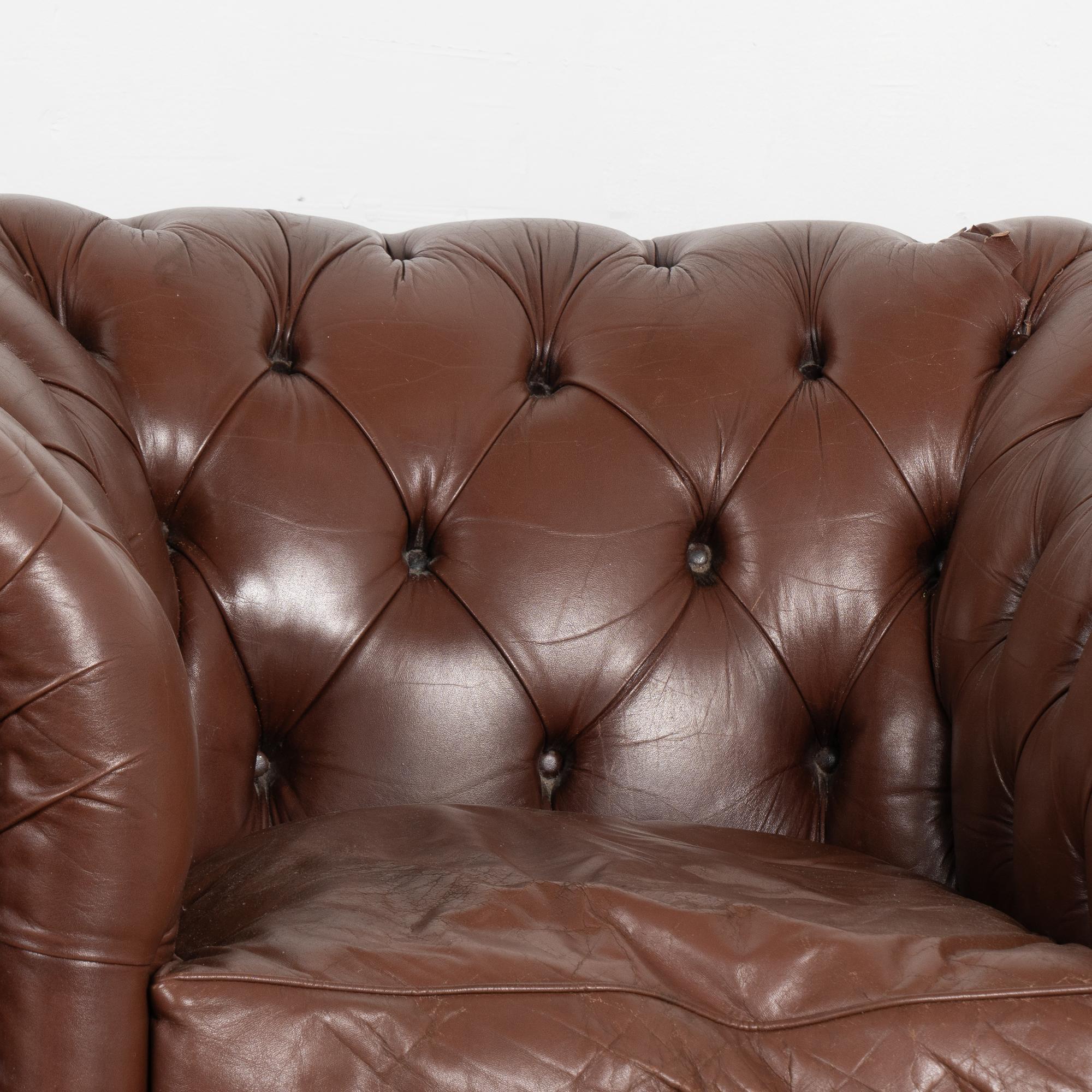 Pair, Brown Leather Chesterfield Armchairs Club Chairs, Denmark circa 1940-60 For Sale 2