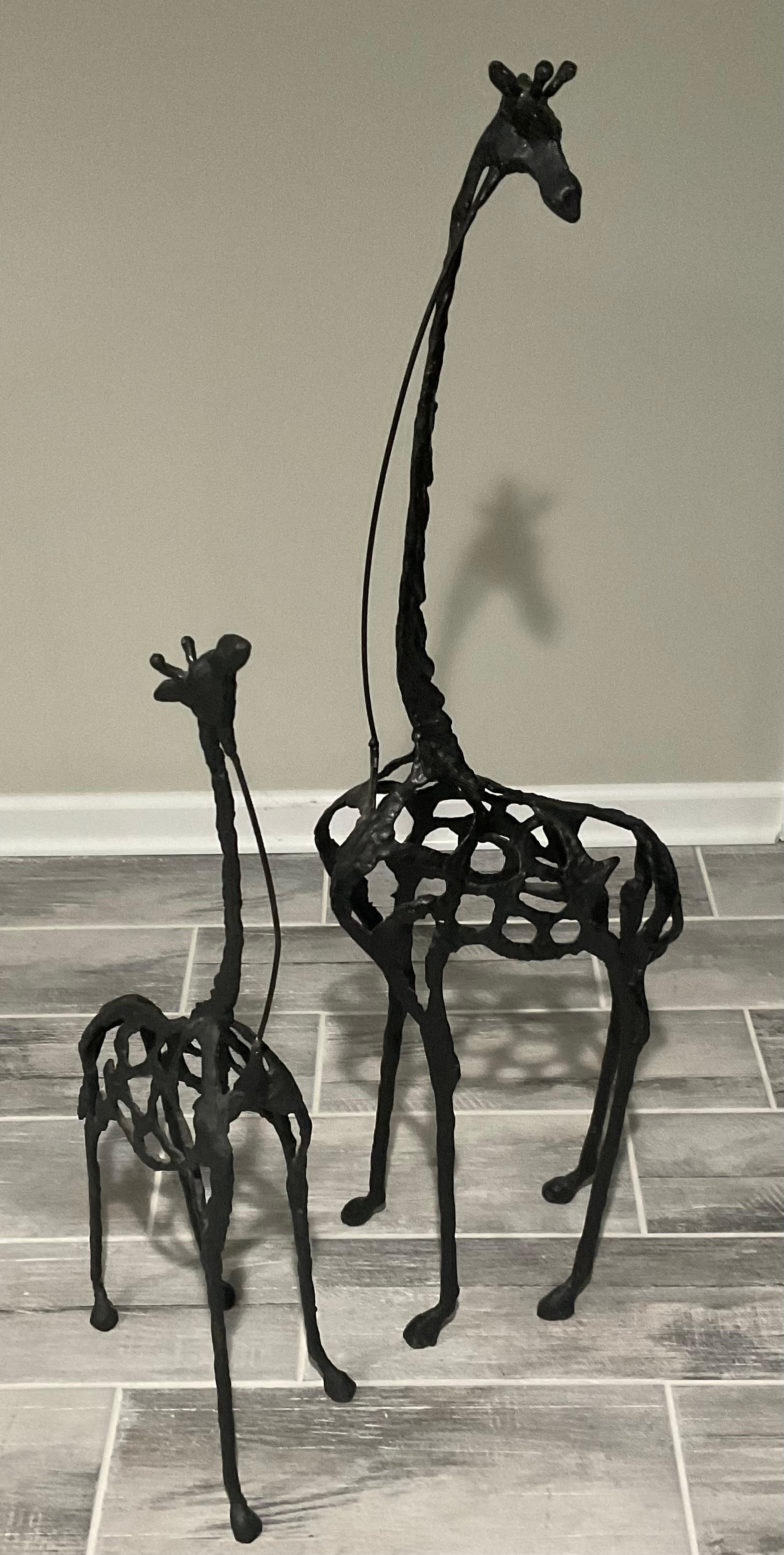 PAIR Brutalist Large Metal handmade Giraffe Sculptures Mid Century Modern  In Good Condition For Sale In Ann Arbor, MI