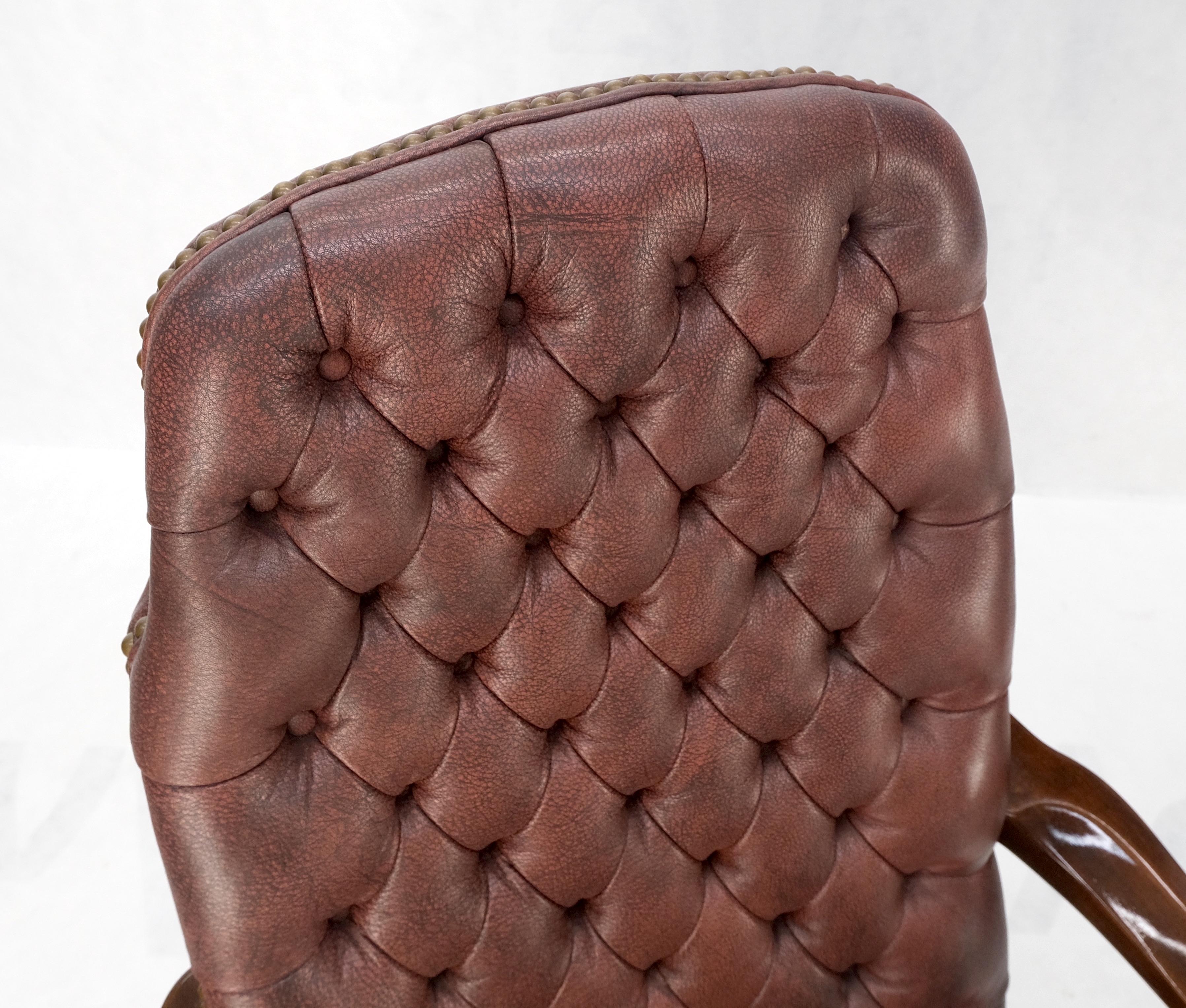 Pair Burgundy Leather Queen Anne Tufted Upholstery Walnut Armchairs MINT In Excellent Condition For Sale In Rockaway, NJ