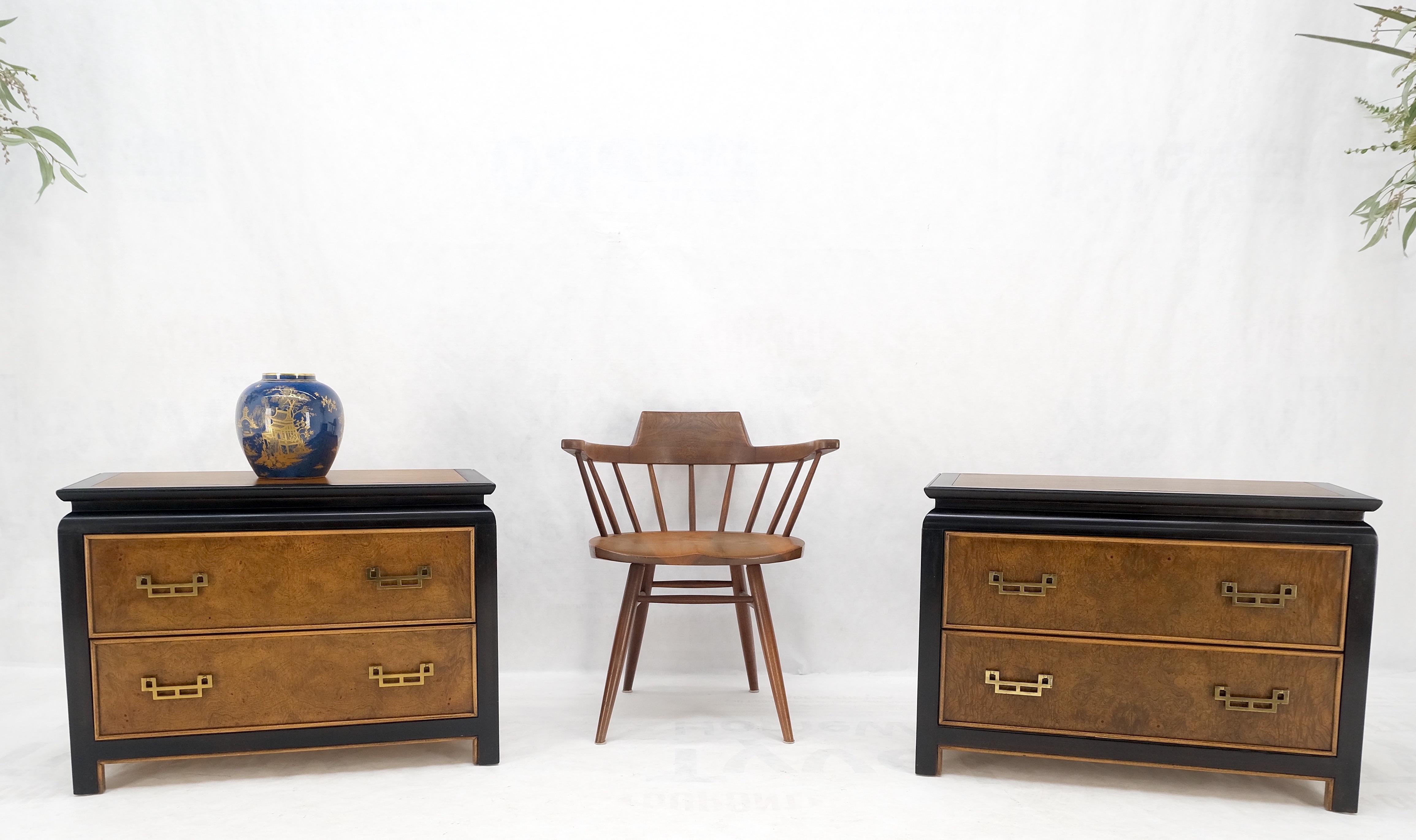 Coppia di Comodini a 2 cassetti in legno di radica, lacca nera e ottone massiccio MINT! in vendita 3