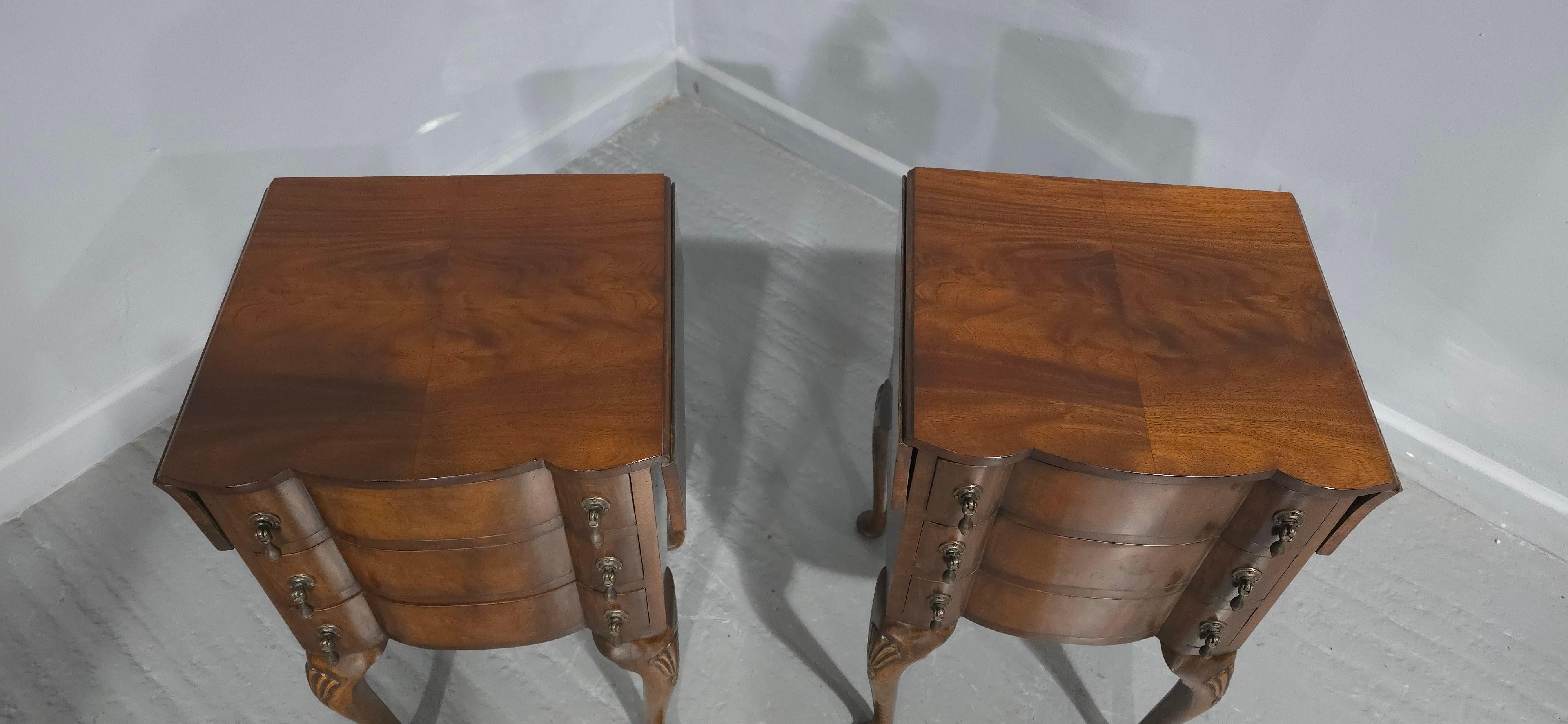Queen Anne Pair Burr Walnut Bedside Lamp Chests of Drawers For Sale