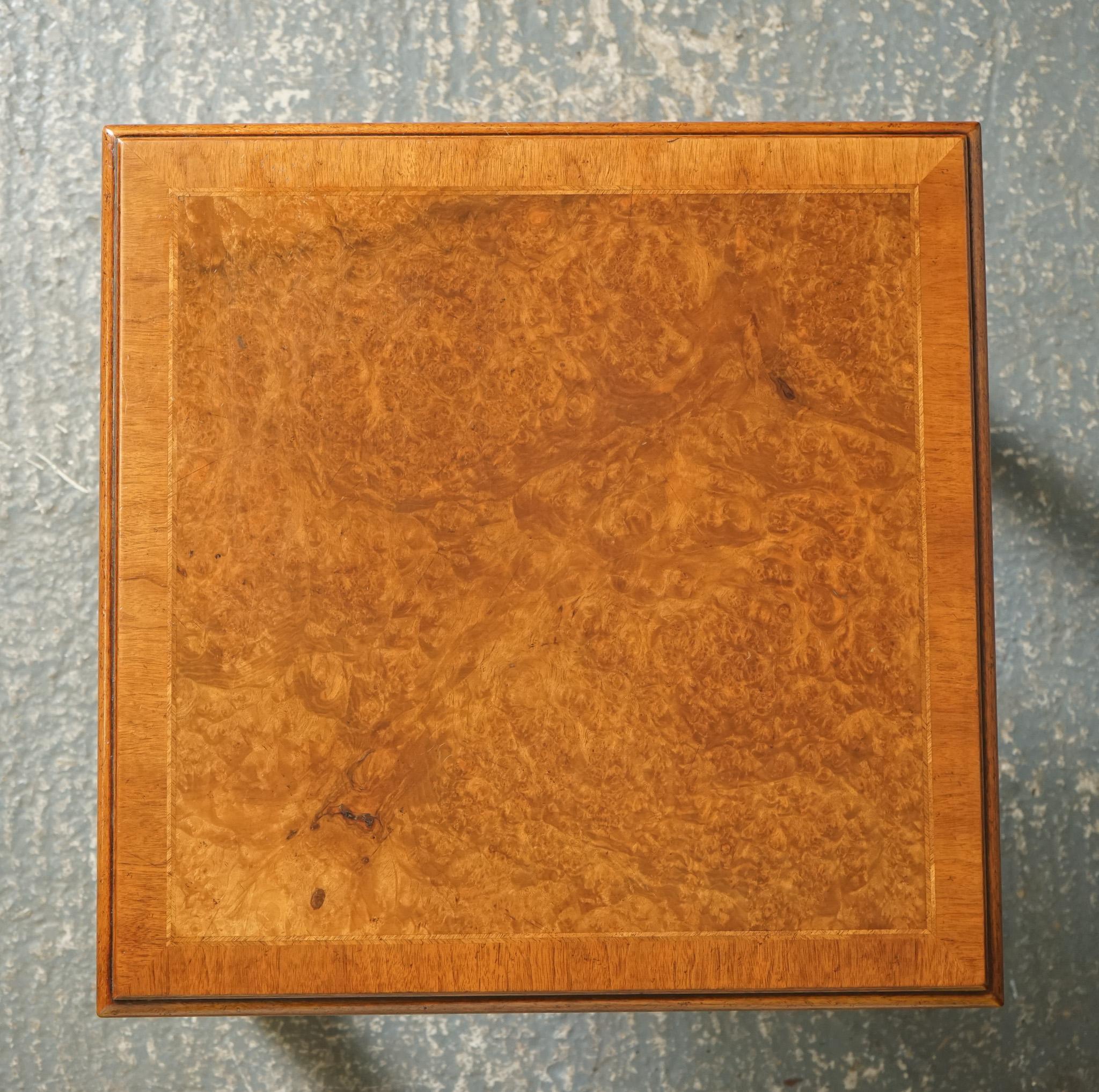 PAIR BURR WALNUT BEDSIDE NIGHTSTANDS END SIDE LAMP TABLES BRiGHTS OF Nettlebed en vente 8