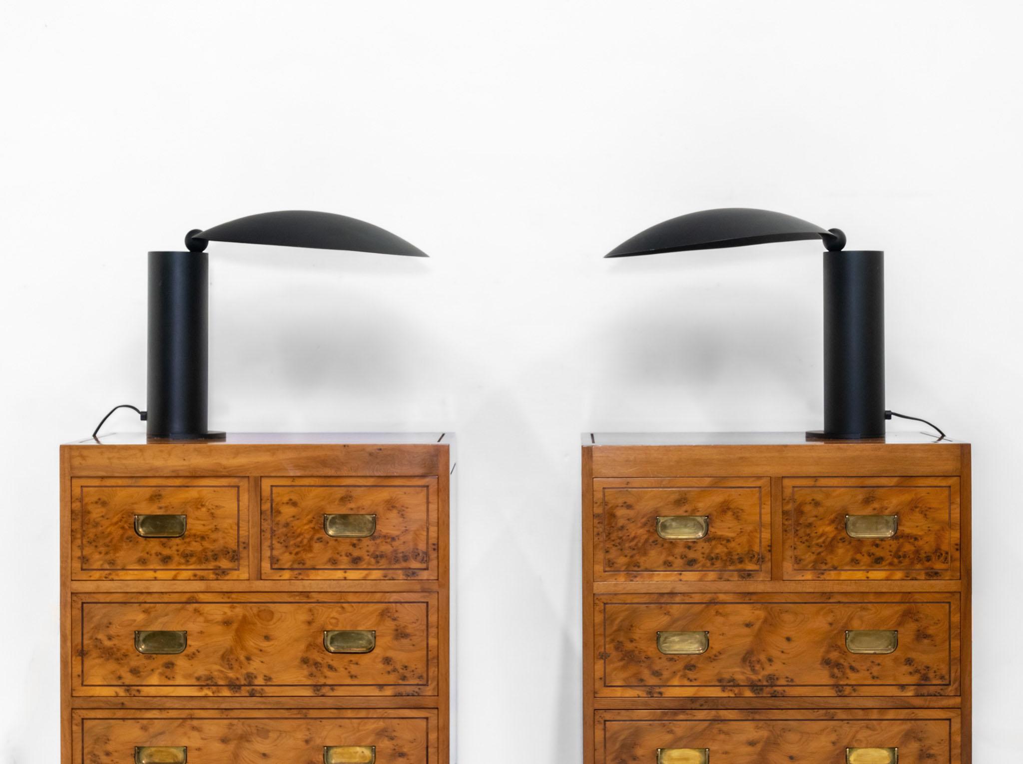 Pair Burr Yew Bedside Chests Designed By Ray Leigh For Gordon Russell 1988 im Angebot 1