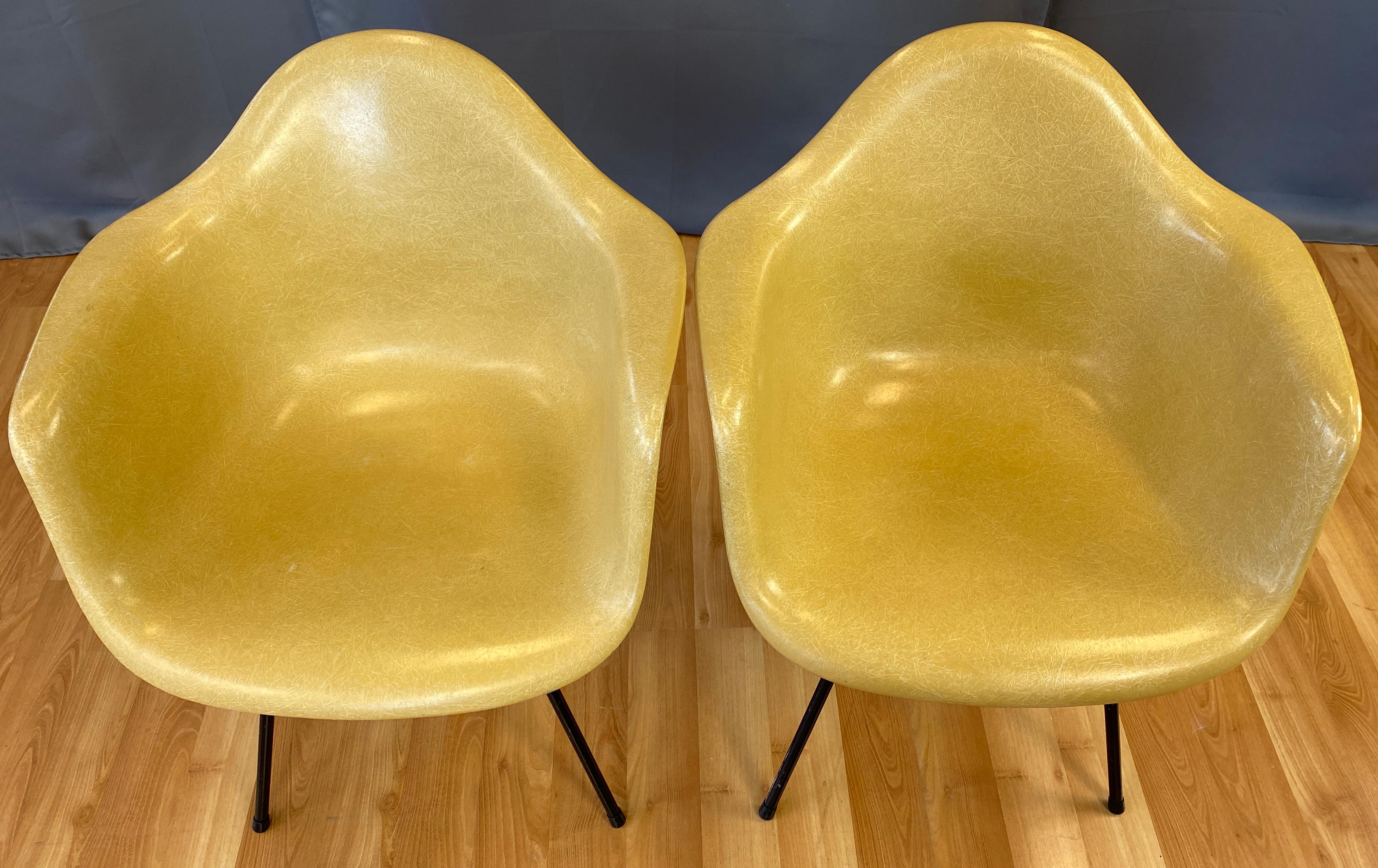 American Pair of circa 1960s Charles Eames Fiberglass Shell Armchair for Herman Miller