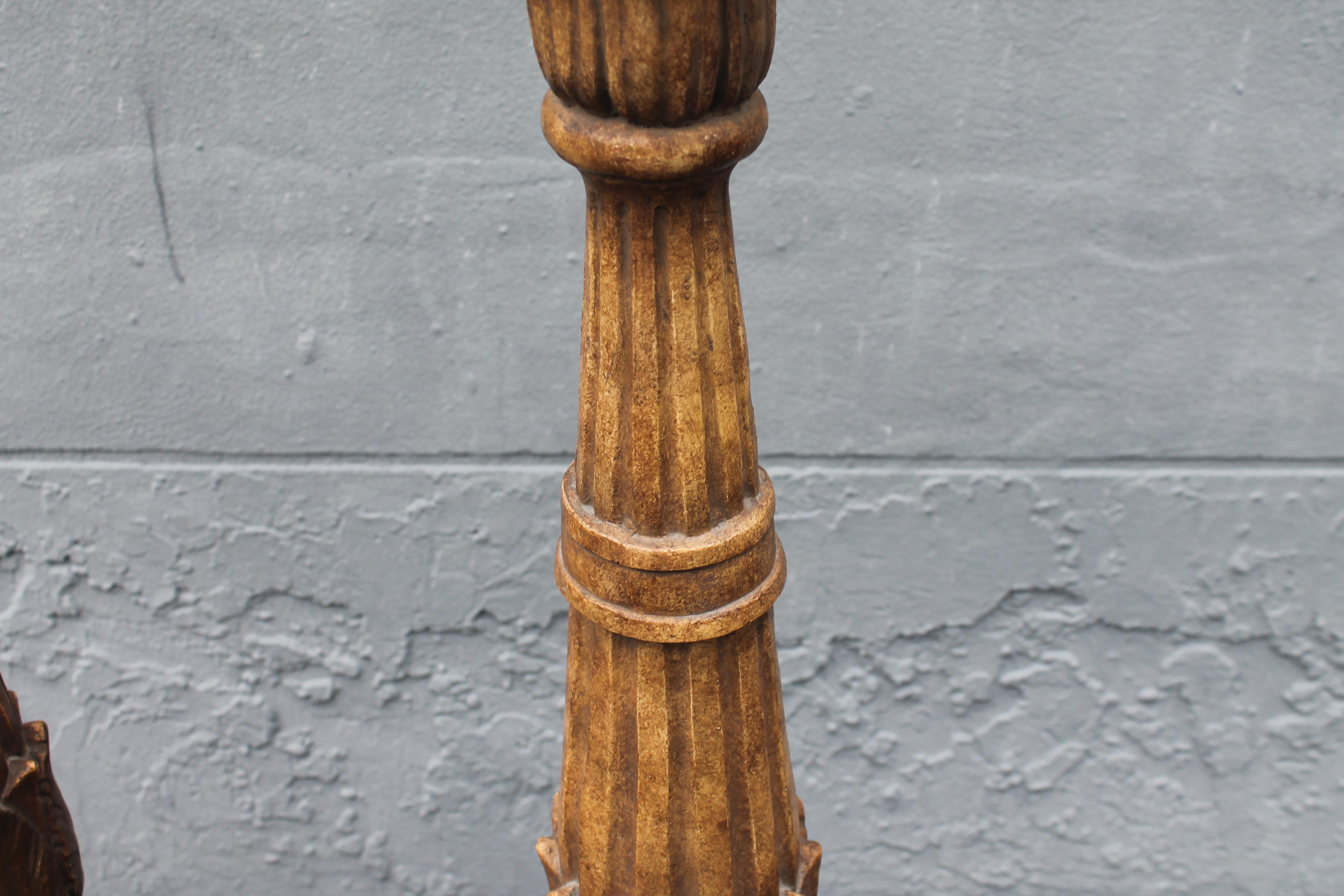 Pareja c1900 Francés estilo Luis XV Pedestales de Yeso Patinado Pesado - Acanto en venta 4