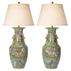 Coppia di vasi / lampade con medaglione a forma di rosa del XIX secolo