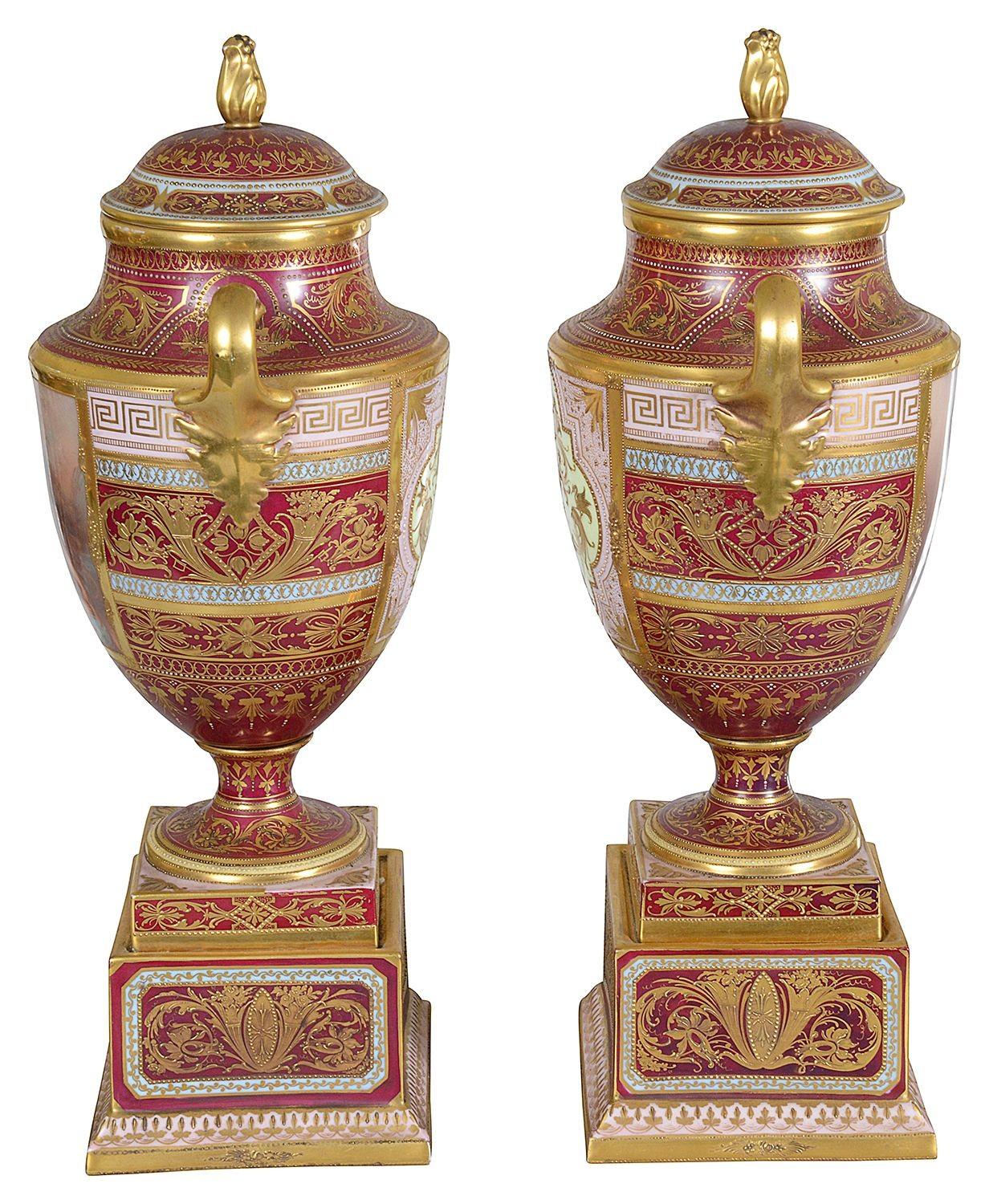 Pair C19th Vienna lidded vases en Bueno estado para la venta en Brighton, Sussex