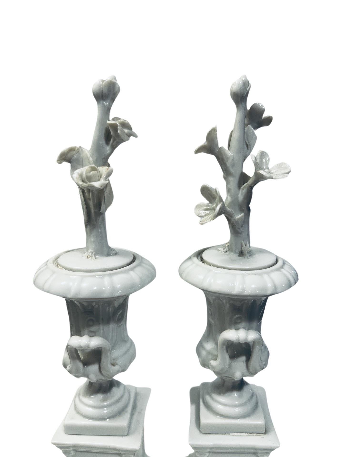 Pair, Cabinet of Curiosity Neoclassical Style Blanc De Chine Porcelain Urns For Sale 5