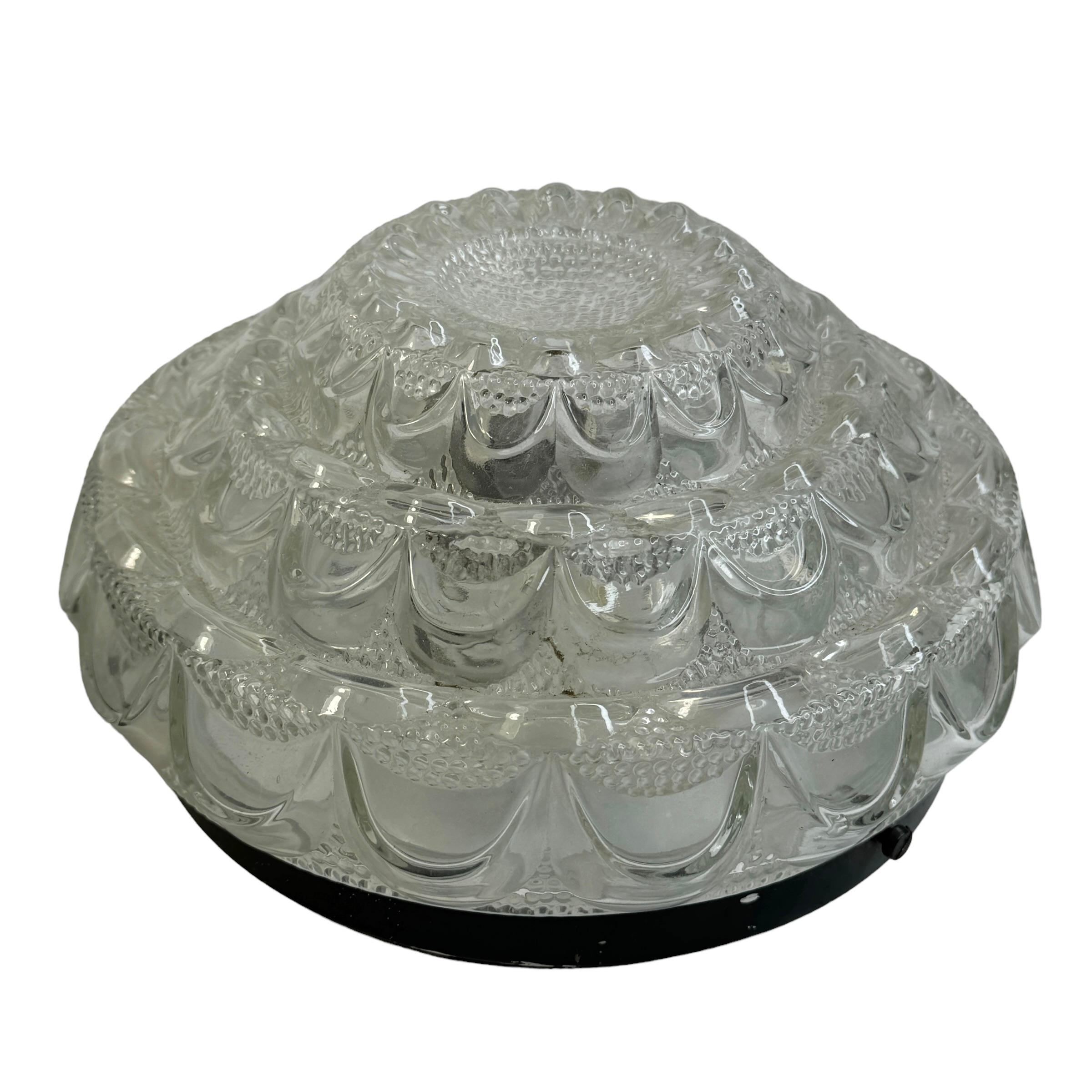 Paire de lampes de plafond à affleurement en verre de style Cake par RZB, années 1960, Allemagne Bon état - En vente à Nuernberg, DE