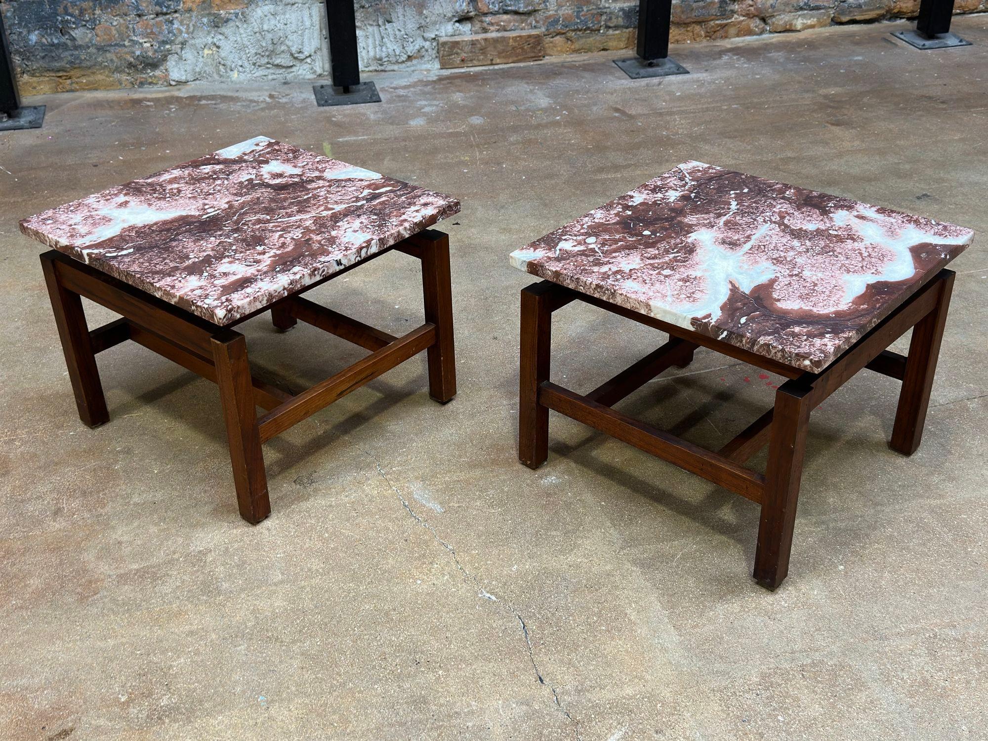 Mid-Century Modern Pair Calacatta Vagli Rosato Marble Side/End Tables, Style of Jens Risom 1960