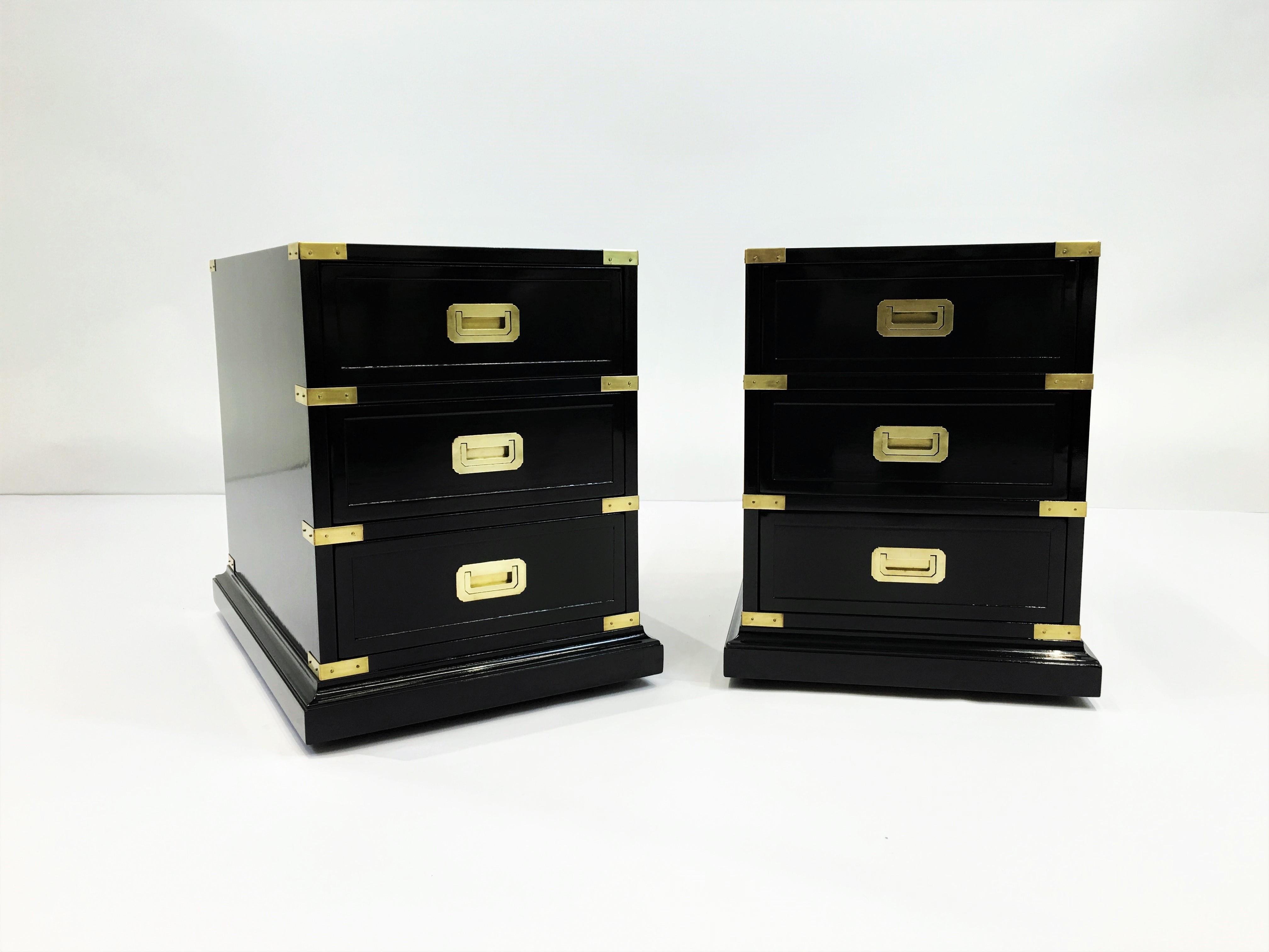 Mid-20th Century Pair of Campaign Style Black Lacquered and Brass End/Side Tables