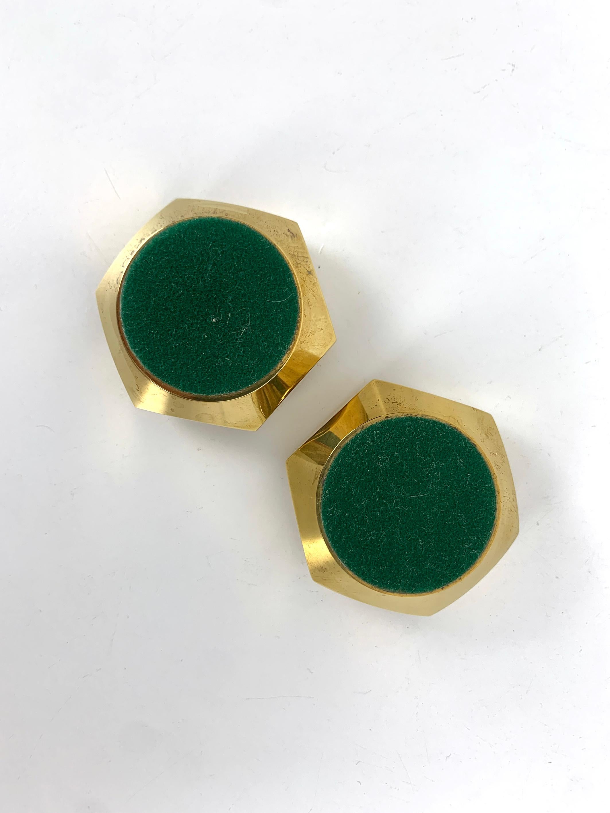 Paar Kerzenhalter N°10 aus Messing von Pierre Forsell für Skultuna Schweden 1960s im Angebot 4