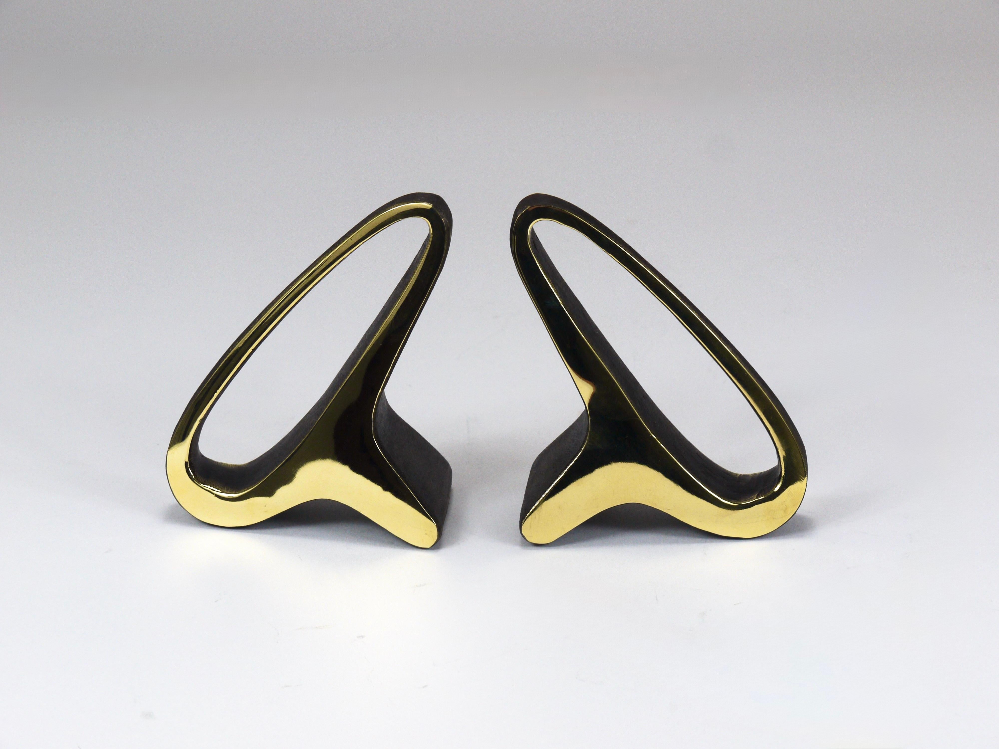 Pair Carl Auböck Mid-Century Earlobes Brass Bookends #3848, Vienna, Austria For Sale 11