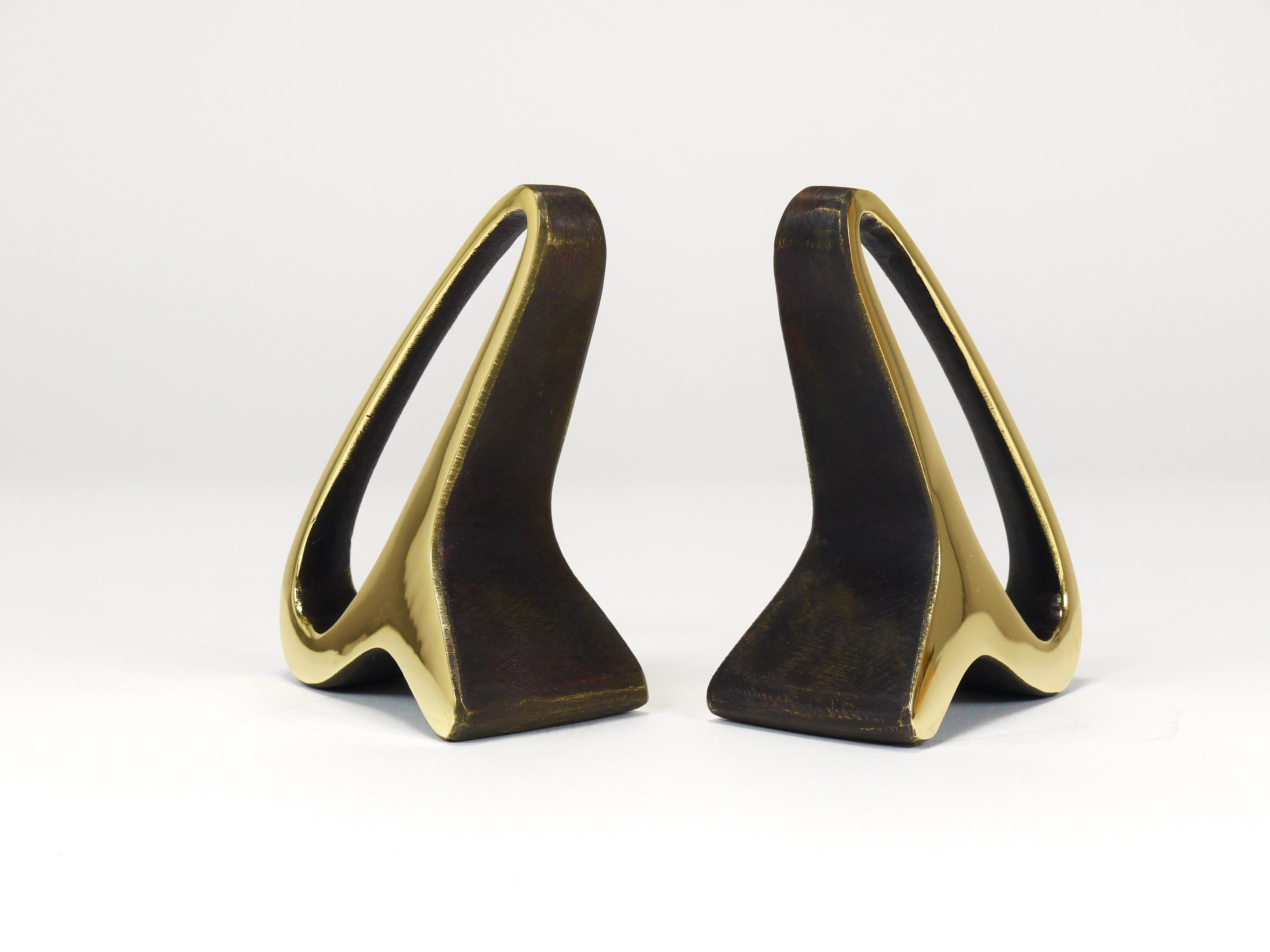 Pair Carl Auböck Mid-Century Earlobes Brass Bookends #3848, Vienna, Austria For Sale 3