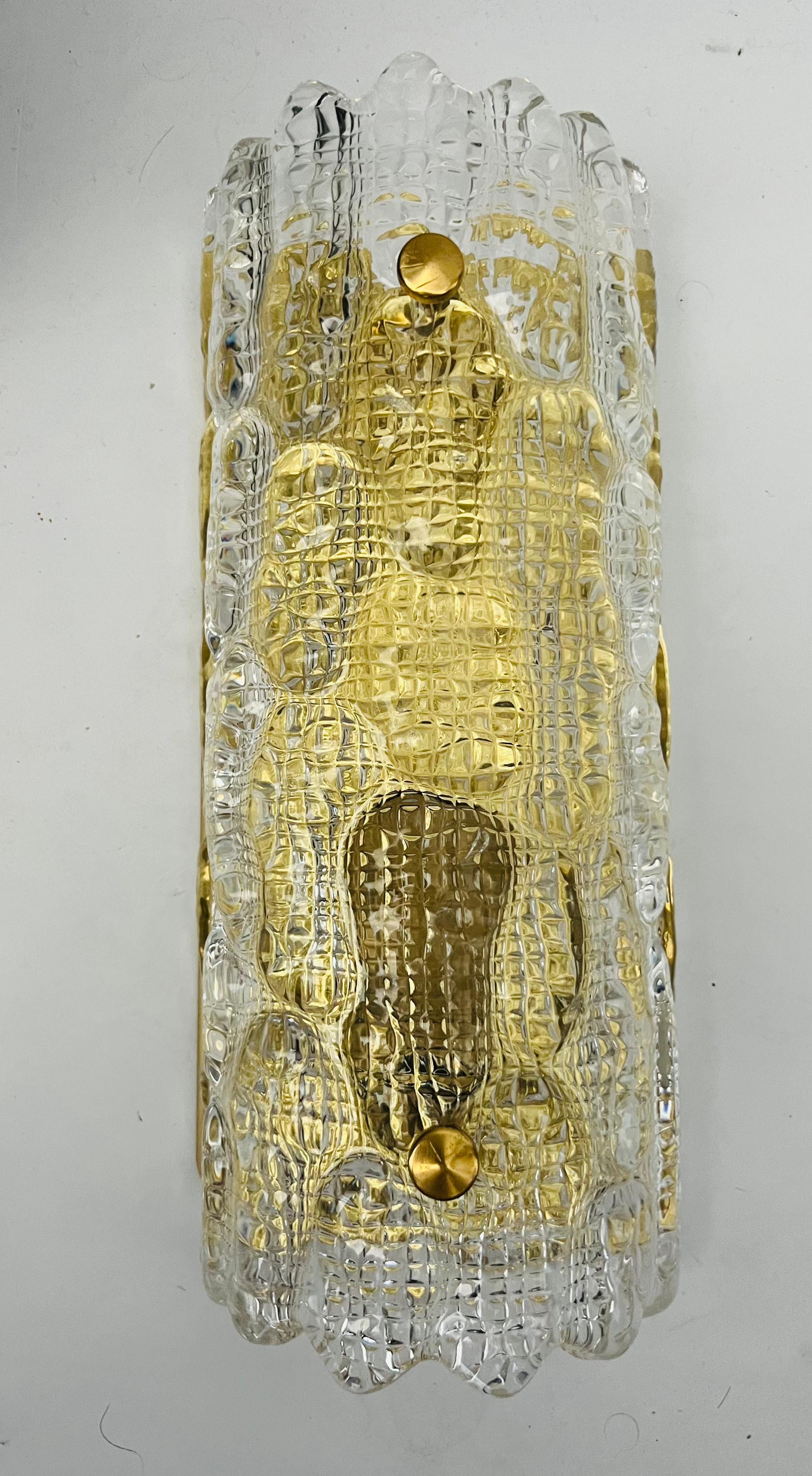 Coppia di lampade da parete in cristallo Carl Fagerlund Orrefors 1950, metà del secolo scorso. in vendita 4