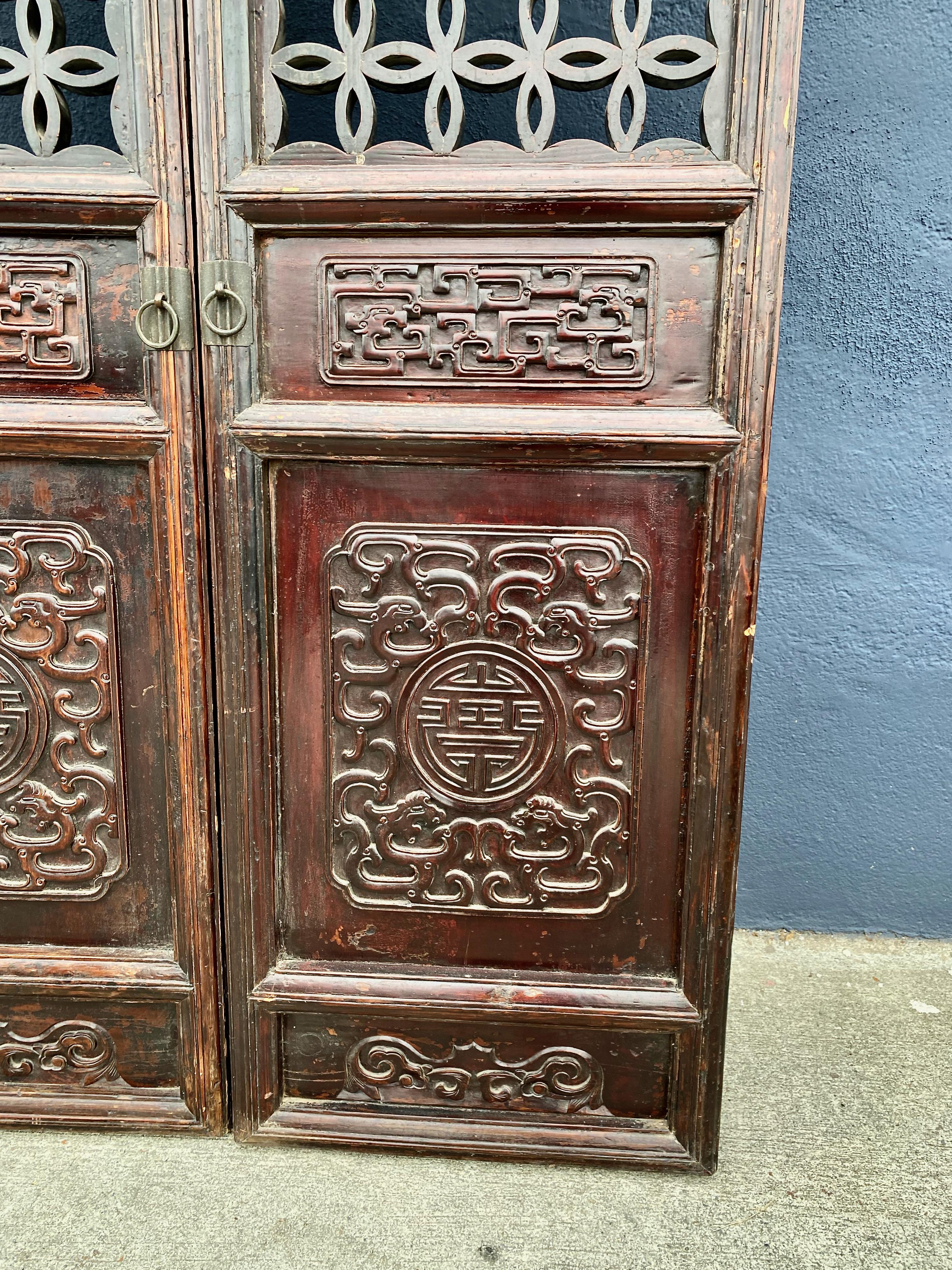 Pair Carved Chinese Carved Hardwood Doors In Good Condition For Sale In Pasadena, CA