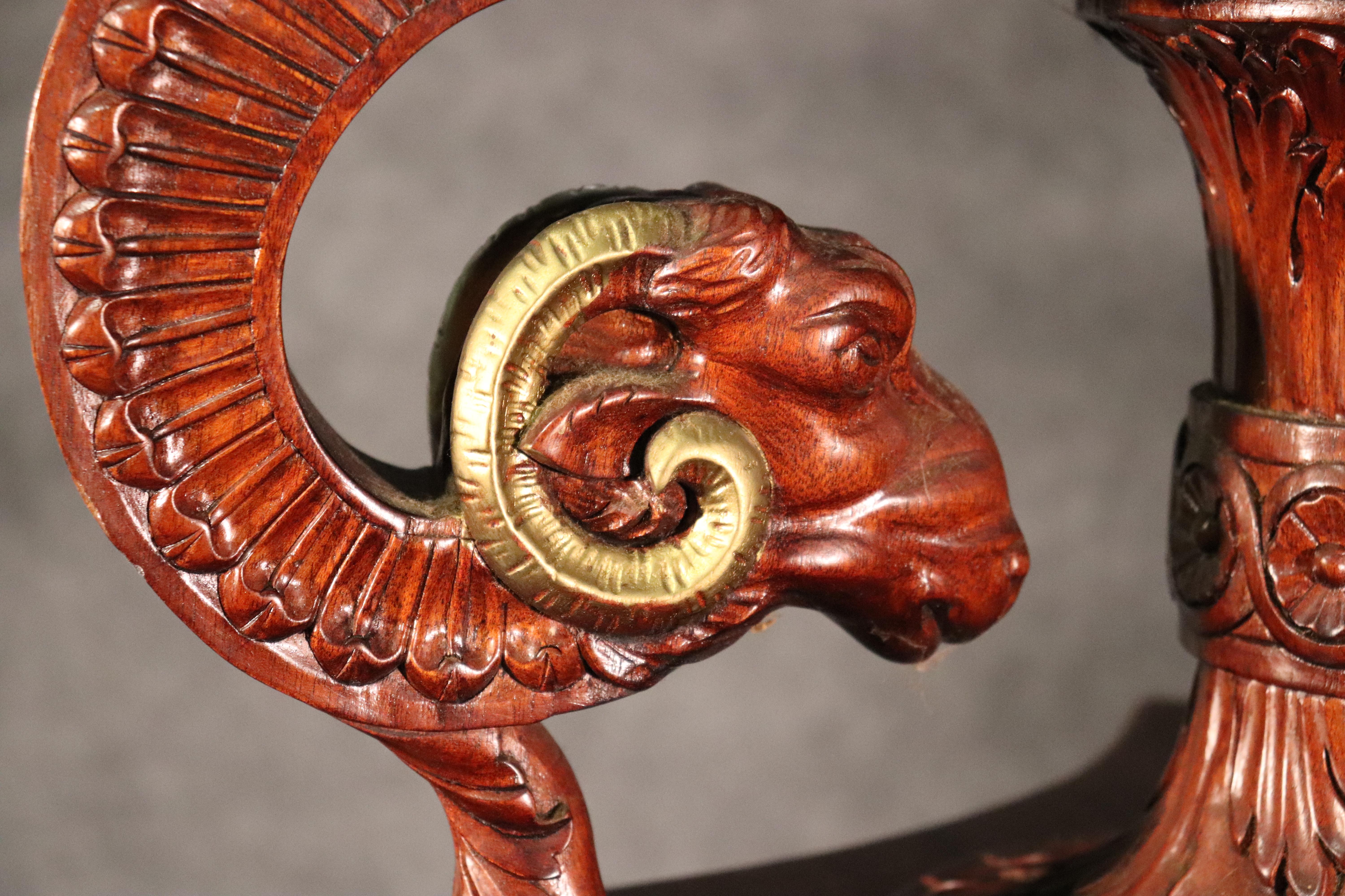 Mid-20th Century Pair of Carved Mahogany Rams Head Georgian Style Vintage Pedestals Plantstands