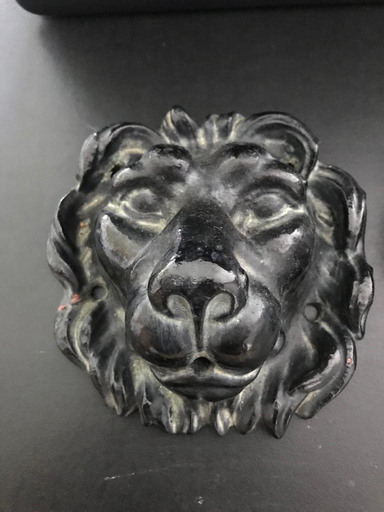 cast iron lion head fountain