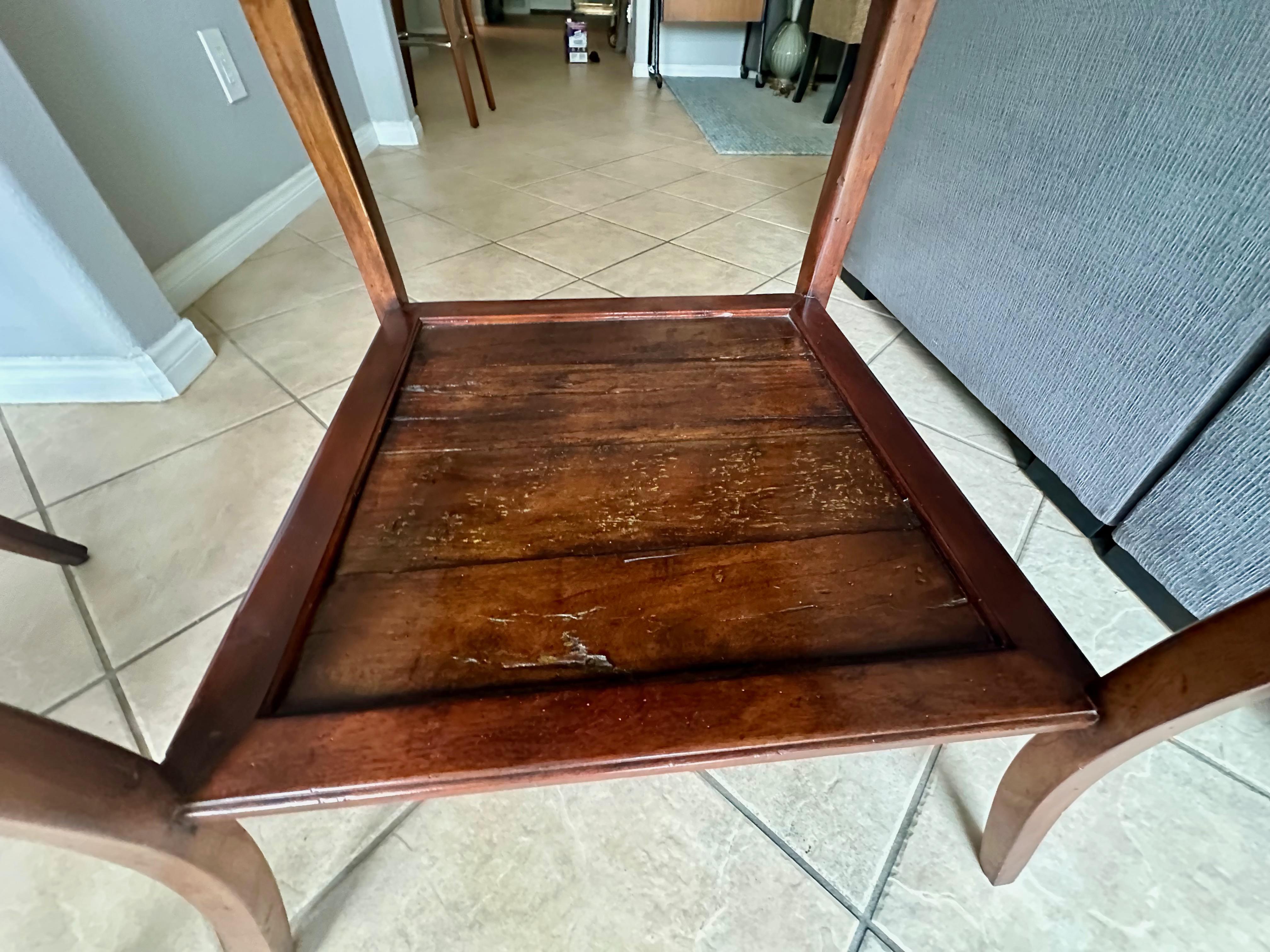 Pareja de mesas auxiliares de madera recuperada Castle Bromwich Theodore Alexander en venta 10