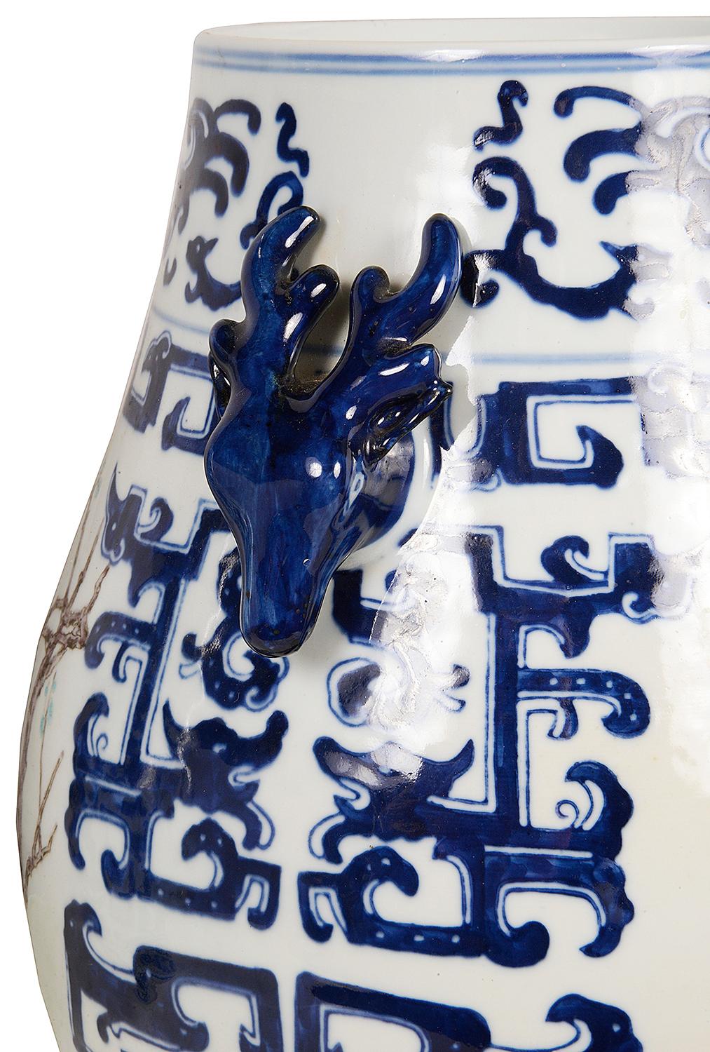 Paar chinesische Vasen / Lampen aus der Jahrhundertmitte (Handbemalt) im Angebot